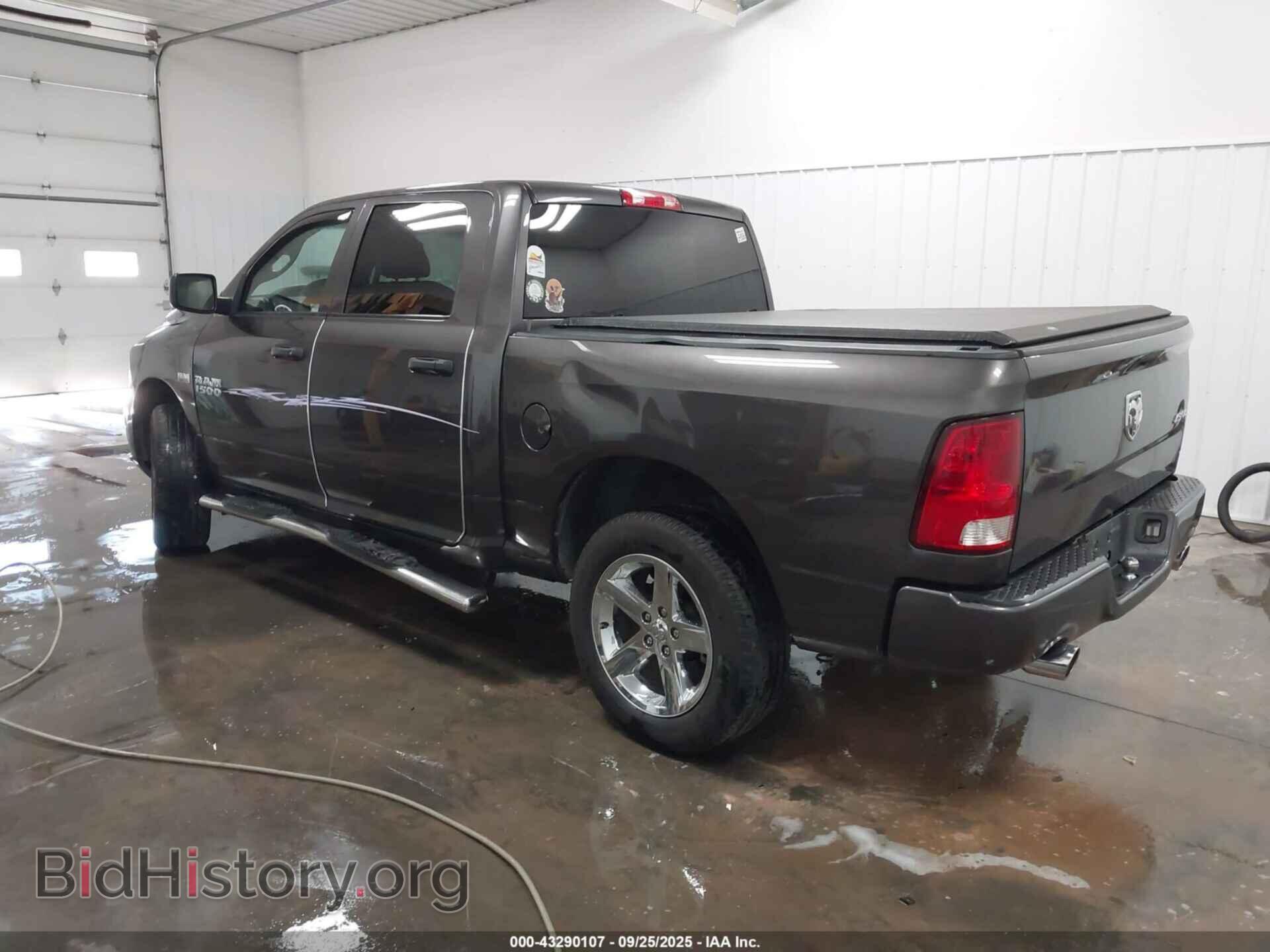 2017 RAM 1500 - VIN: 3C6RR7KT7HG747302 - Фото 3