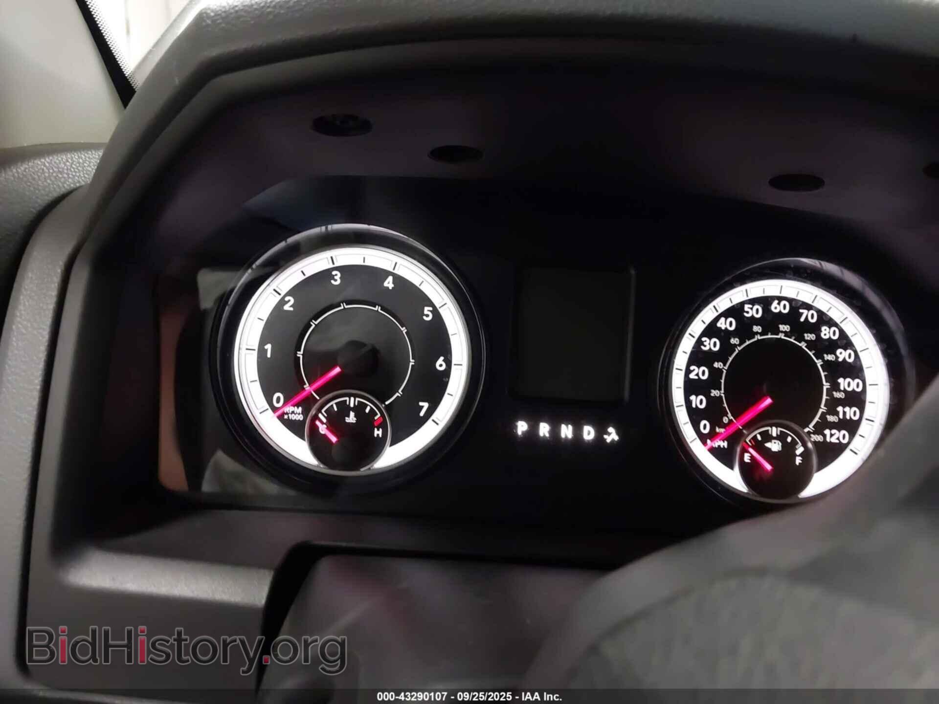 2017 RAM 1500 - VIN: 3C6RR7KT7HG747302 - Фото 7