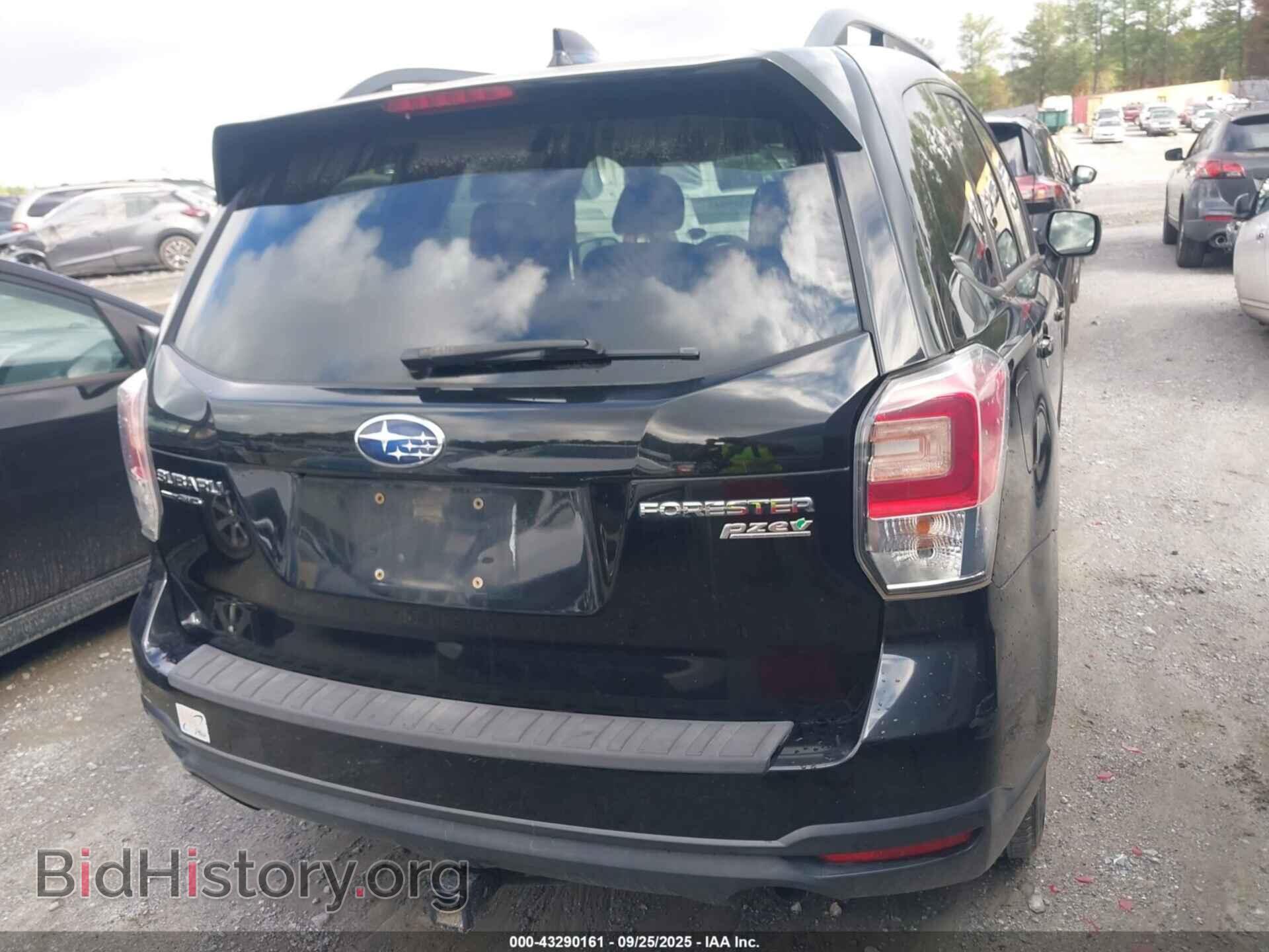 2017 SUBARU FORESTER - VIN: JF2SJAEC4HH406845 - Фото 4