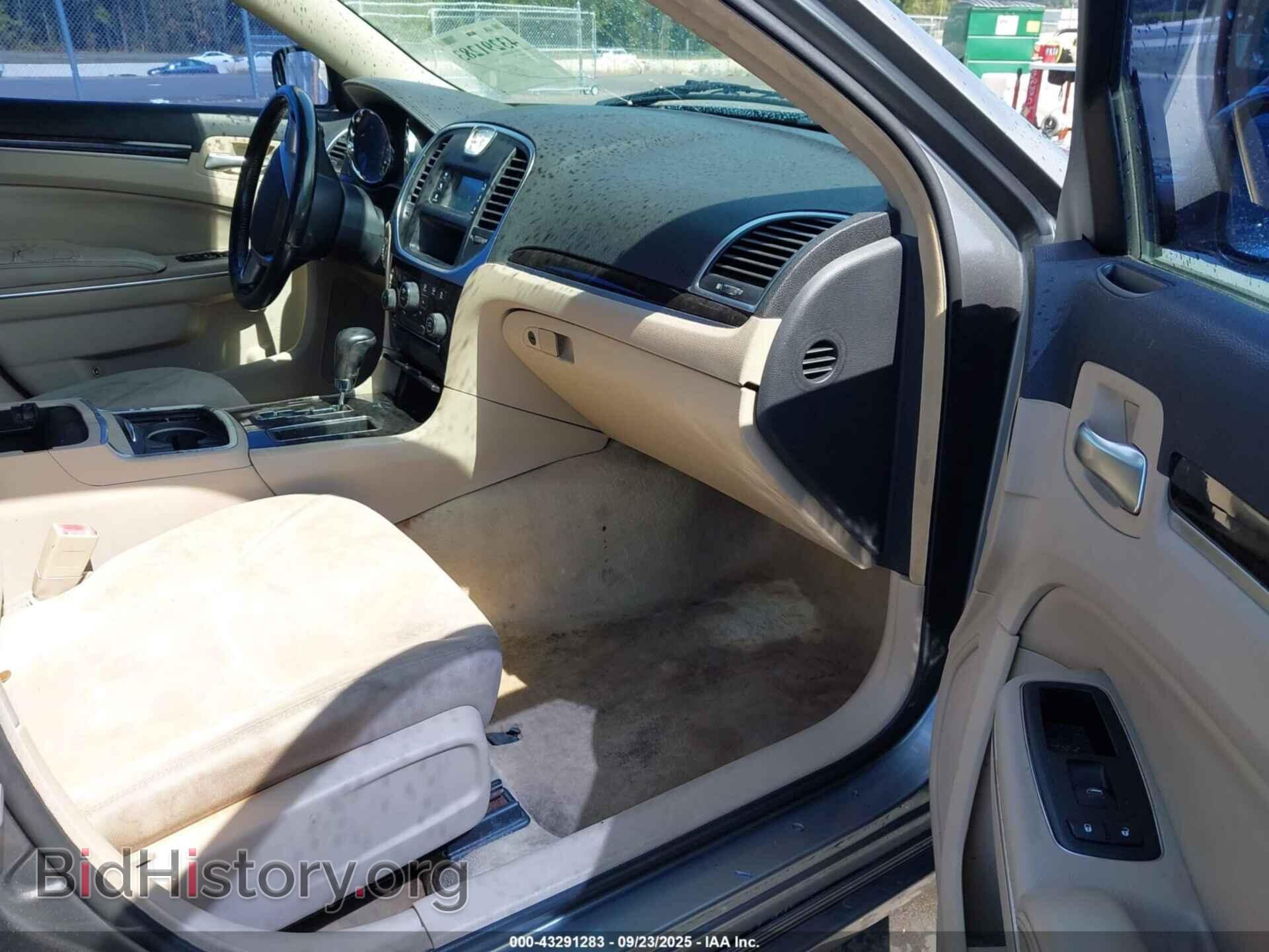 2012 CHRYSLER 300 - VIN: 2C3CCAAG1CH115877 - Photo 5