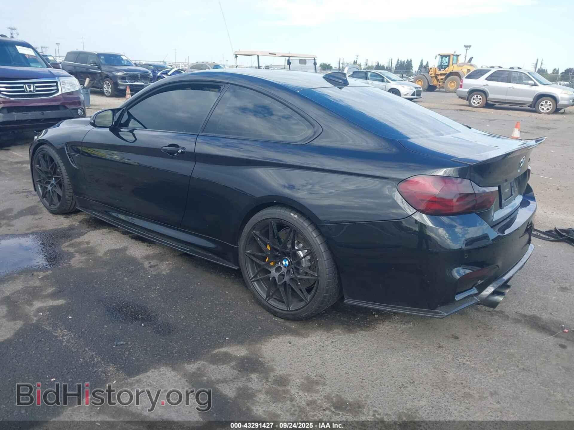 2017 BMW M4 - VIN: WBS3R9C31HA014341 - Photo 3