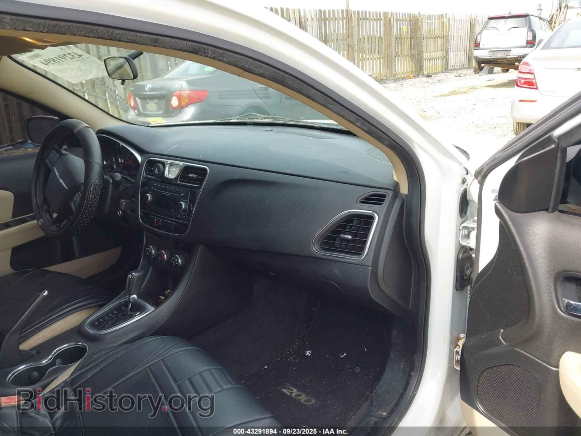2012 CHRYSLER 200 - VIN: 1C3CCBAB6CN173680 - Фото 5
