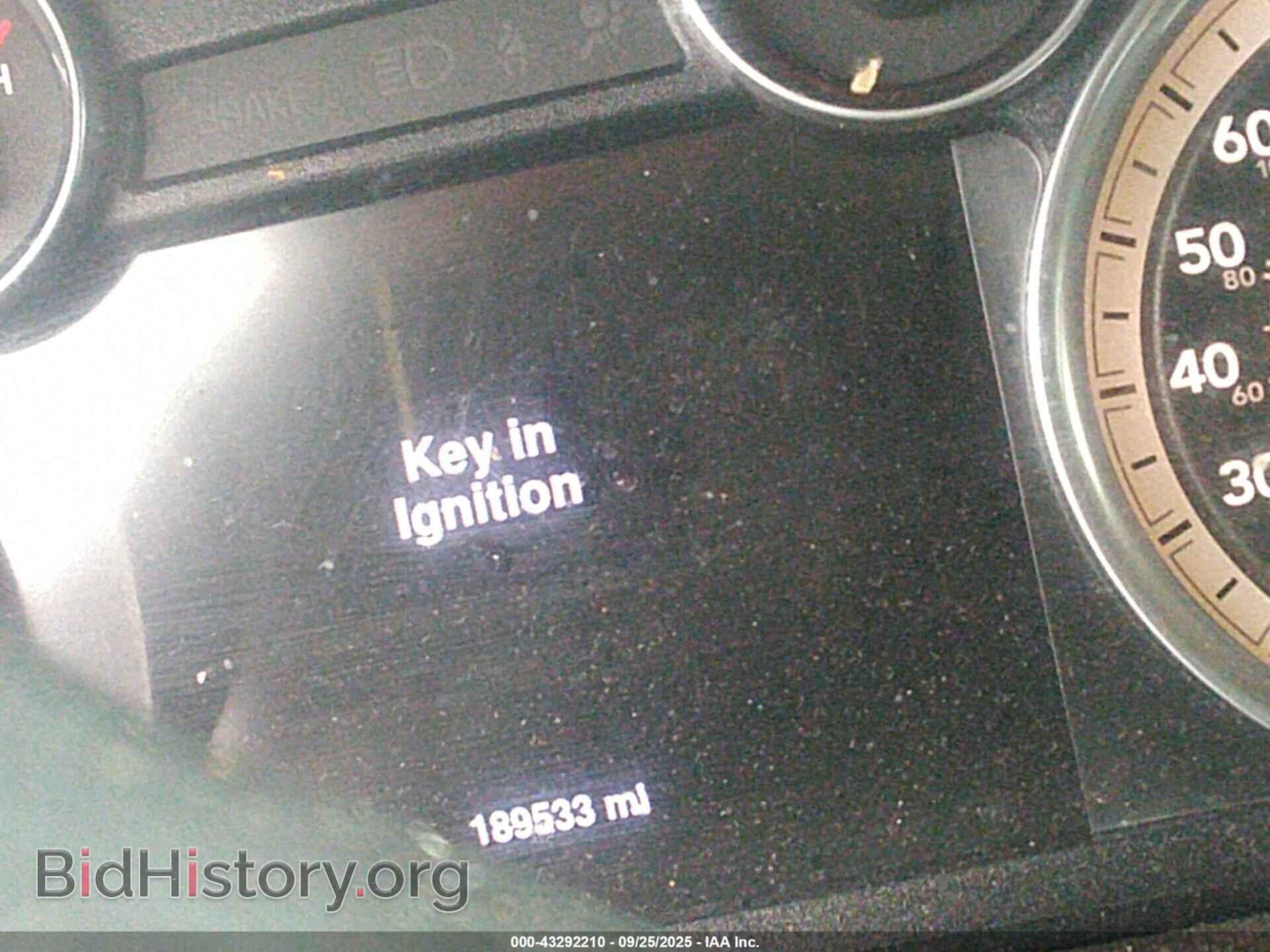 2016 RAM 1500 - VIN: 3C6RR6LT6GG376320 - Фото 7
