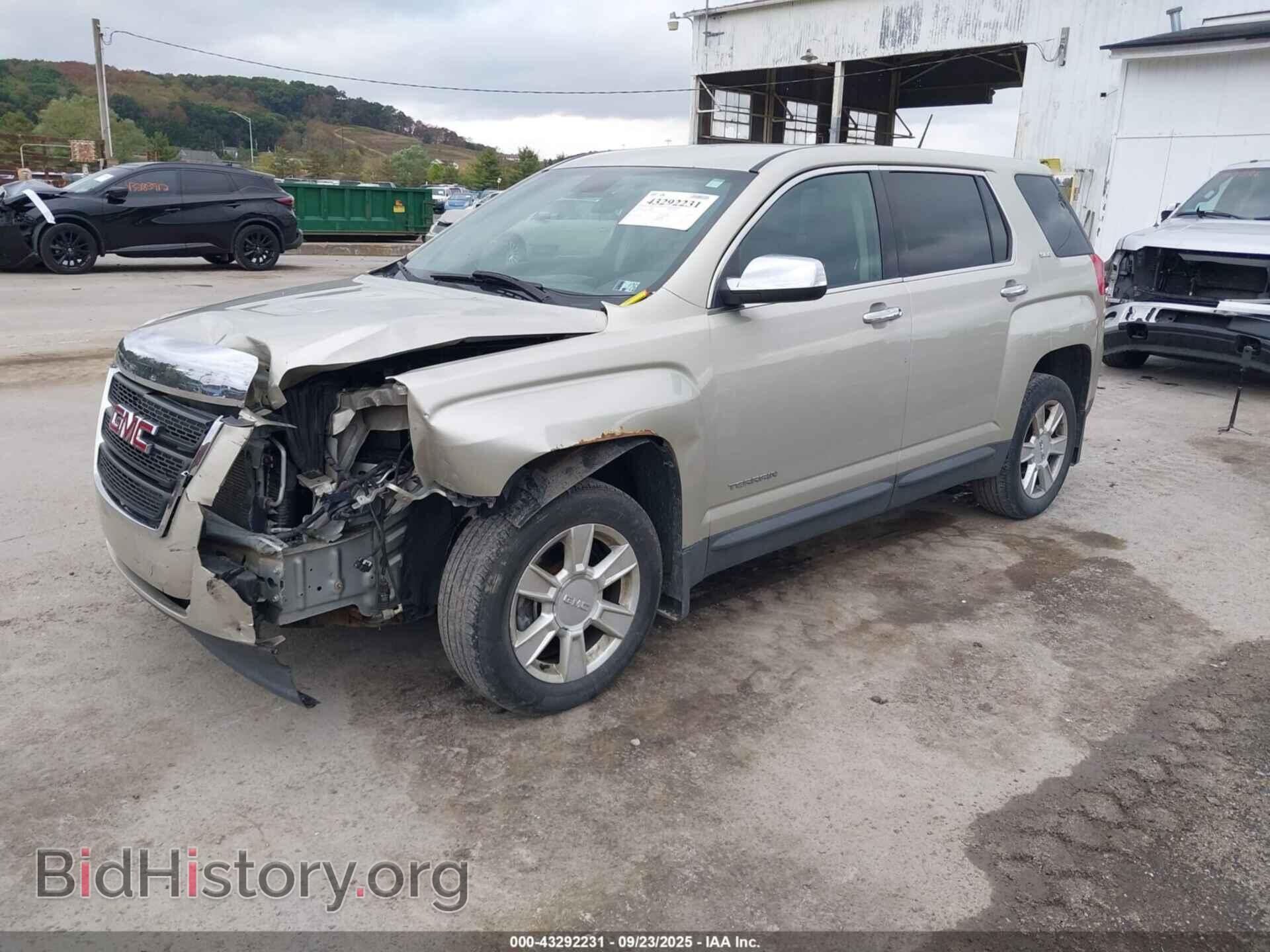 2013 GMC TERRAIN - VIN: 2GKFLREK5D6286333 - Фото 2