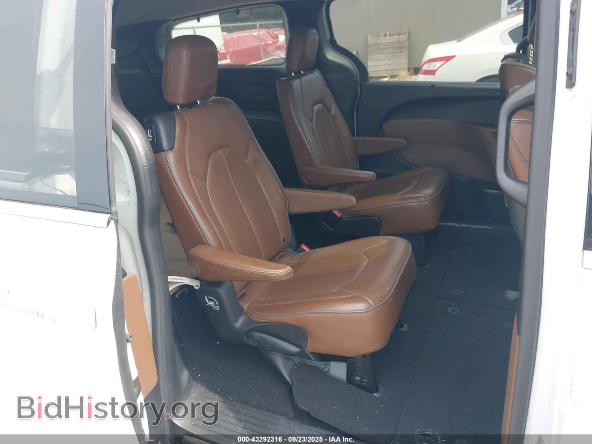 2018 CHRYSLER PACIFICA - VIN: 2C4RC1GG5JR338511 - Фото 8