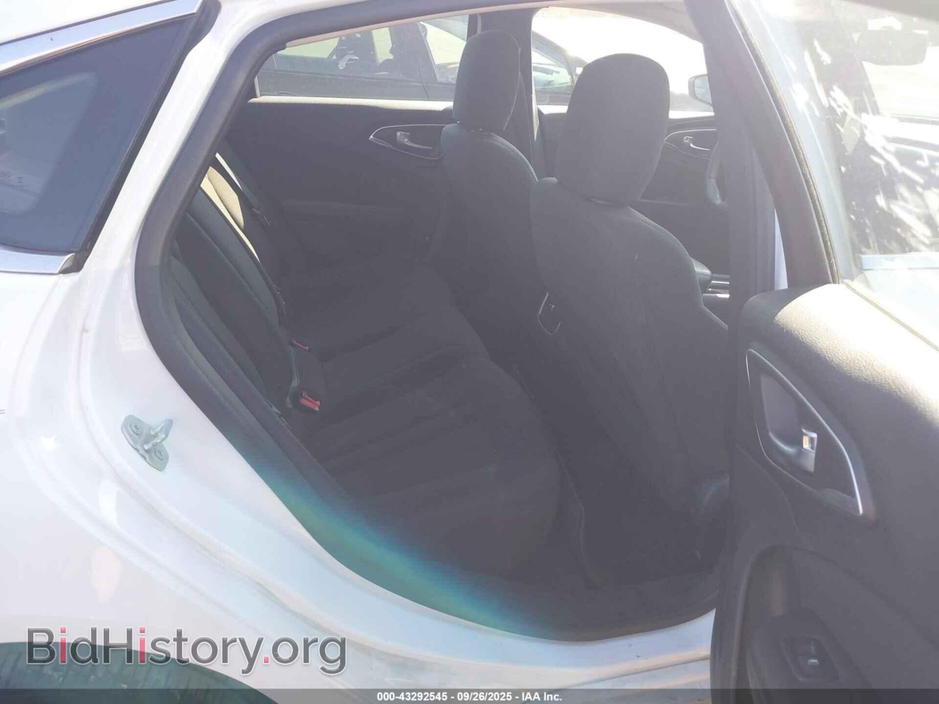 2015 CHRYSLER 200 - VIN: 1C3CCCAB4FN557922 - Фото 8
