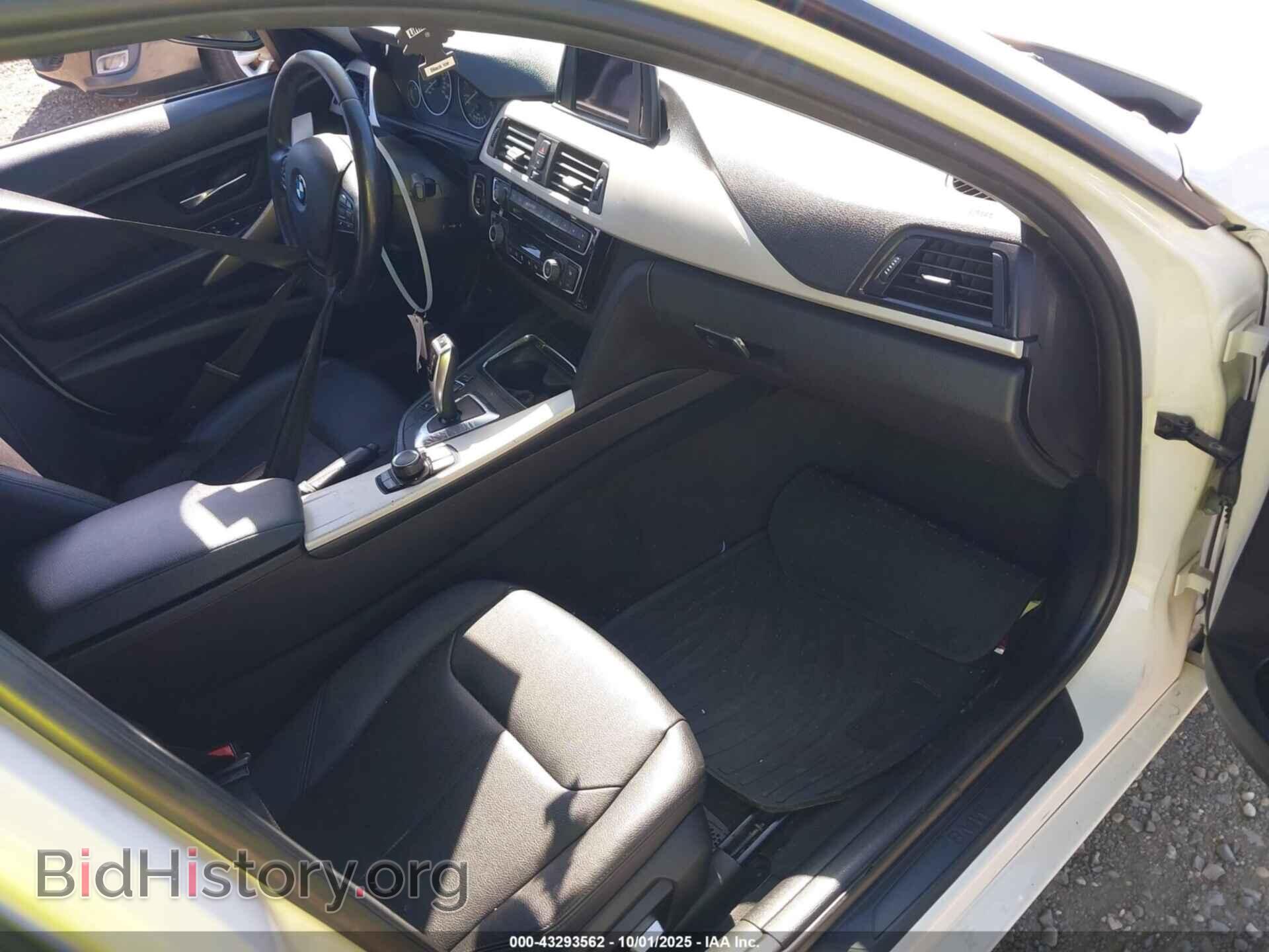 2017 BMW 320I - VIN: WBA8A3C36HK692477 - Фото 5