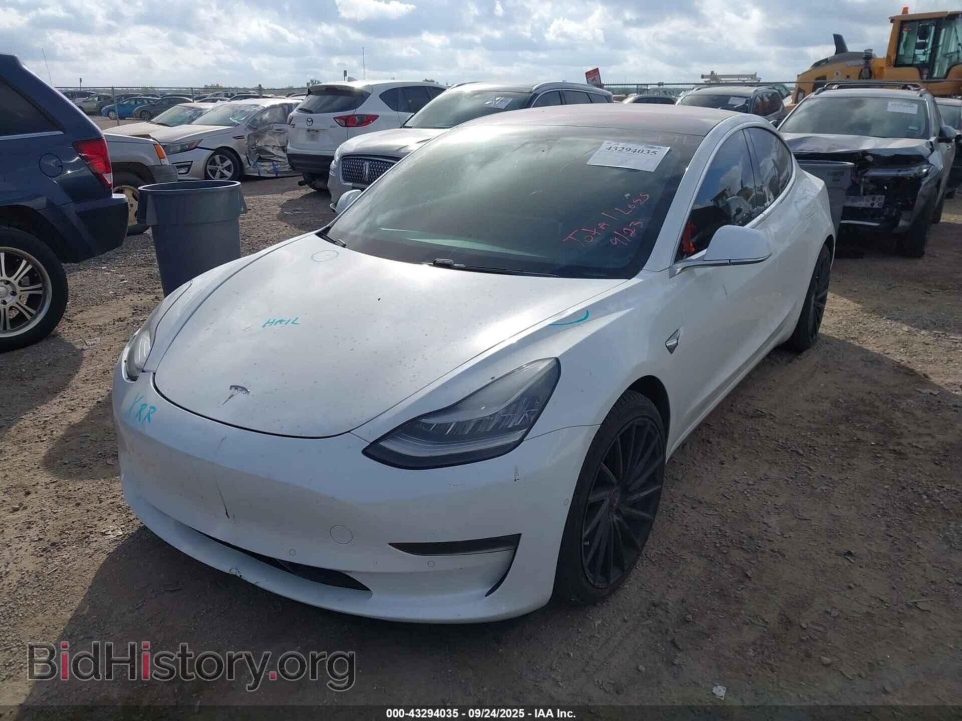 2018 TESLA MODEL 3 - VIN: 5YJ3E1EB3JF121946 - Photo 2