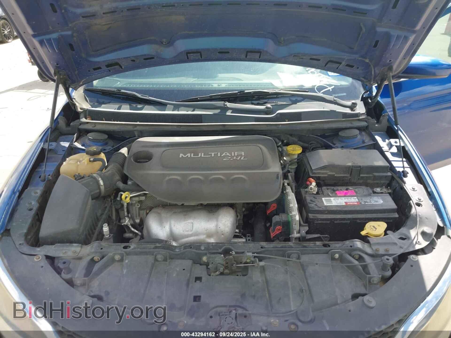 2015 CHRYSLER 200 - VIN: 1C3CCCAB4FN717331 - Фото 10