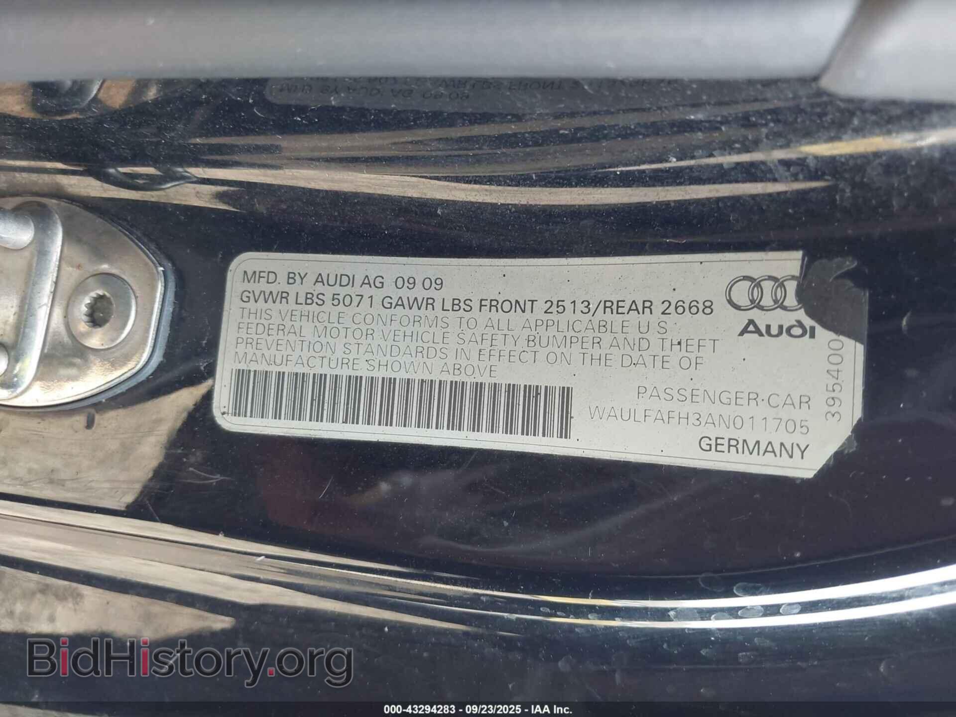 2010 AUDI A5 - VIN: WAULFAFH3AN011705 - Photo 9