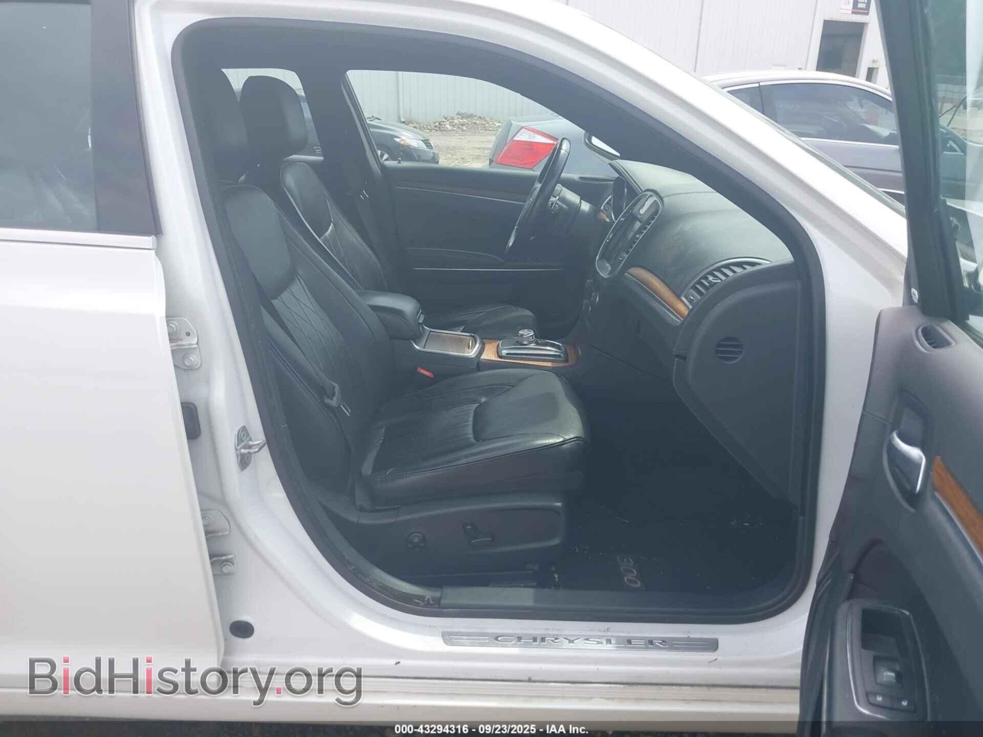 2015 CHRYSLER 300C - VIN: 2C3CCASG4FH736470 - Фото 5