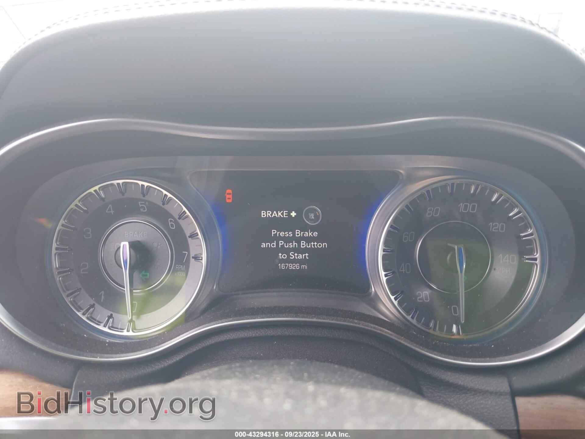 2015 CHRYSLER 300C - VIN: 2C3CCASG4FH736470 - Фото 7