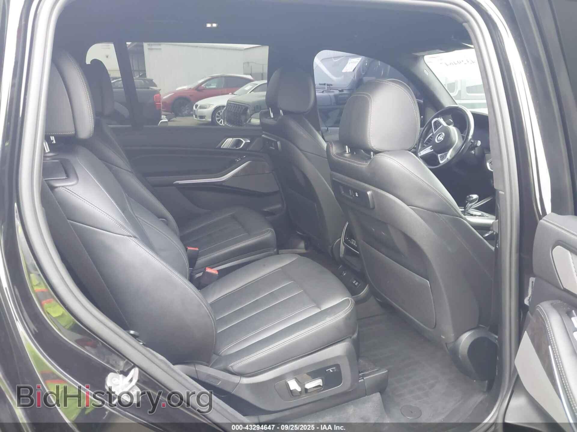 2020 BMW X7 - VIN: 5UXCW2C07L9B00407 - Фото 8