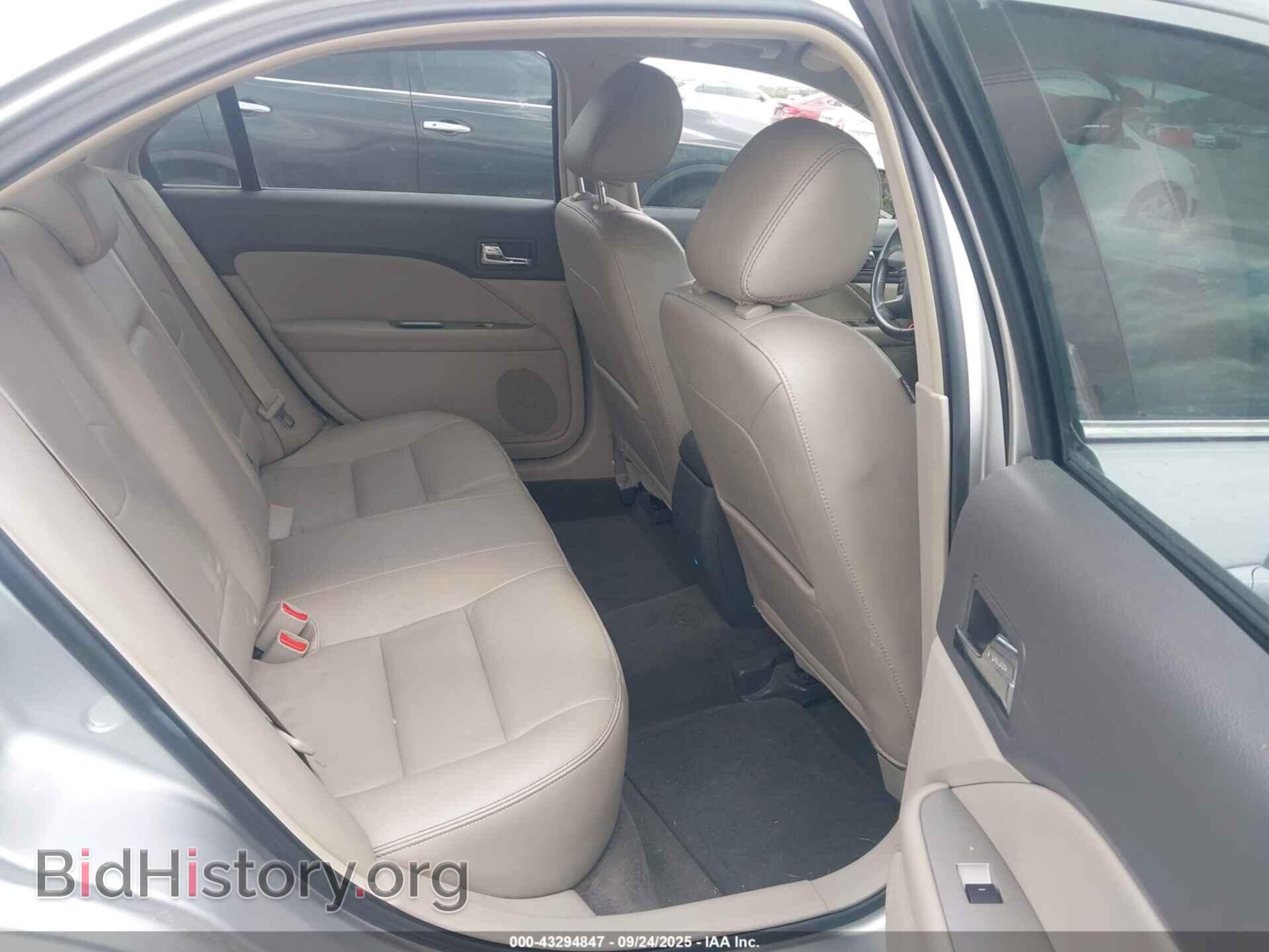 2011 FORD FUSION - VIN: 3FAHP0JA1BR210749 - Фото 8