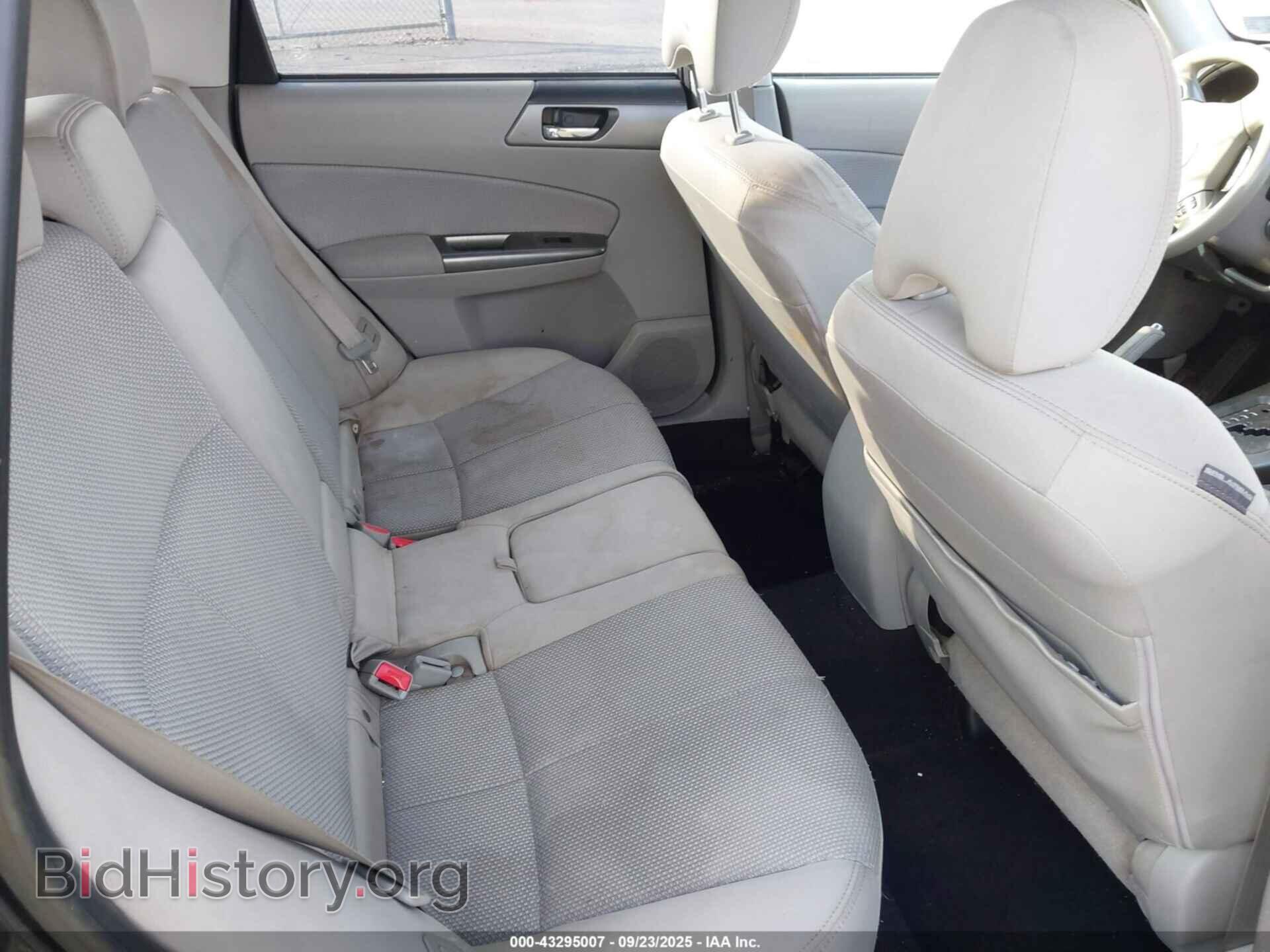 2011 SUBARU FORESTER - VIN: JF2SHADC2BH770475 - Фото 8