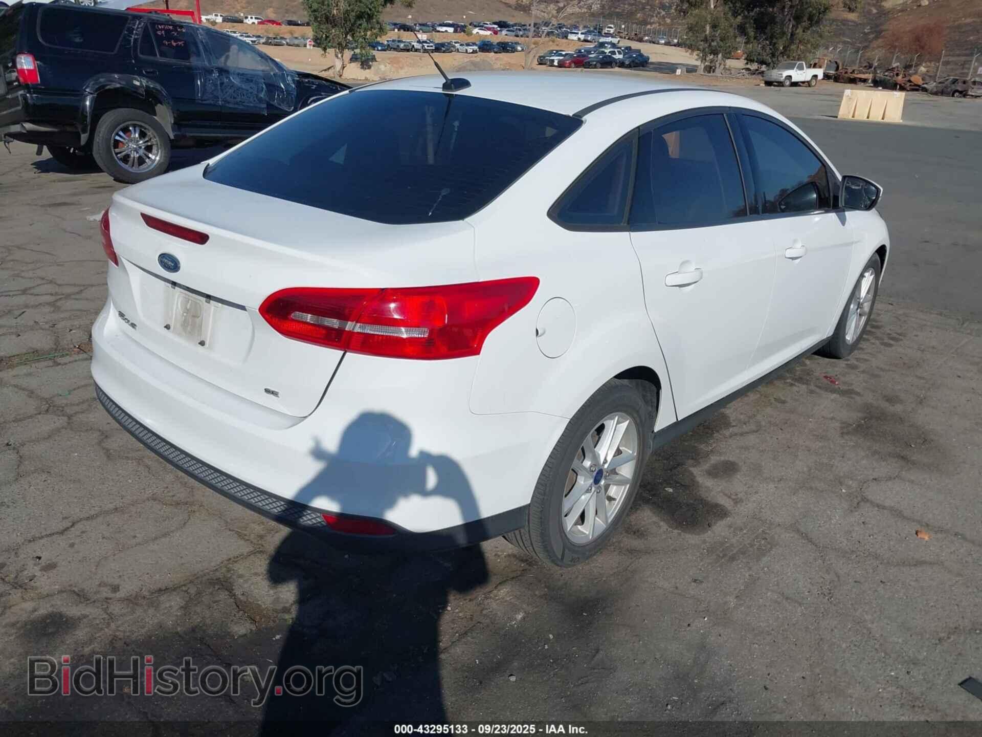 2017 FORD FOCUS - VIN: 1FADP3F25HL230592 - Фото 4