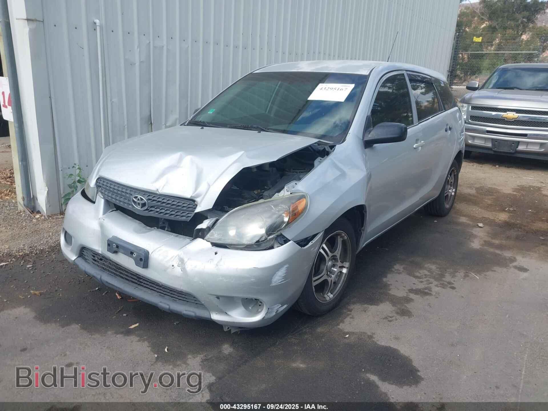 2005 TOYOTA MATRIX - VIN: 2T1KR32E85C444460 - Фото 2