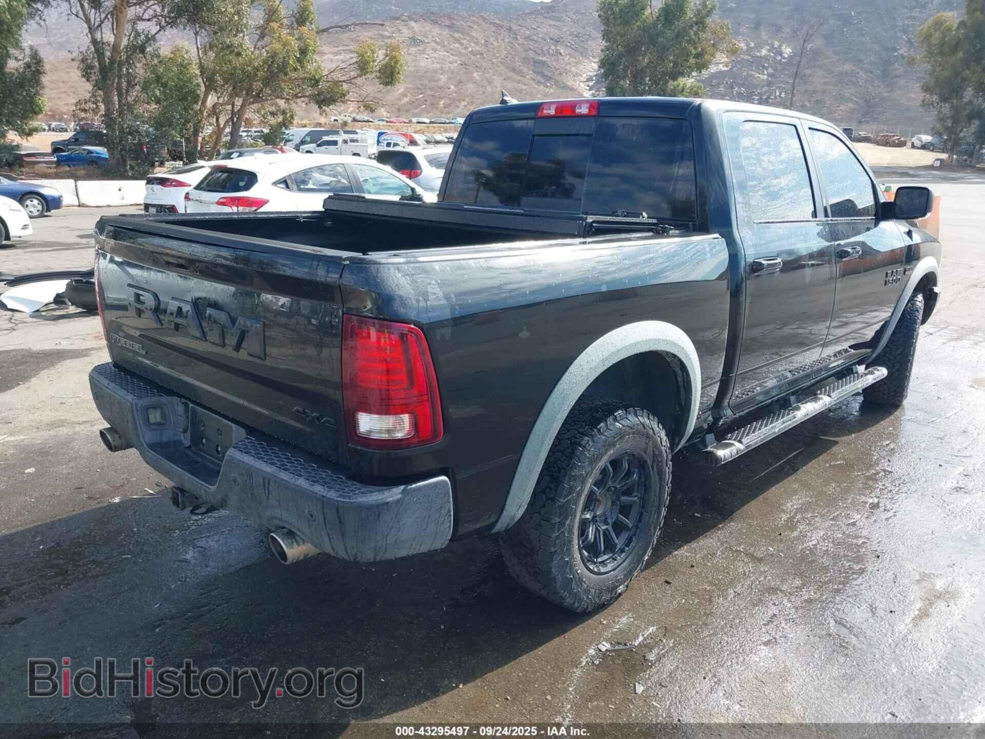 2016 RAM 1500 - VIN: 1C6RR7YT4GS381717 - Фото 4