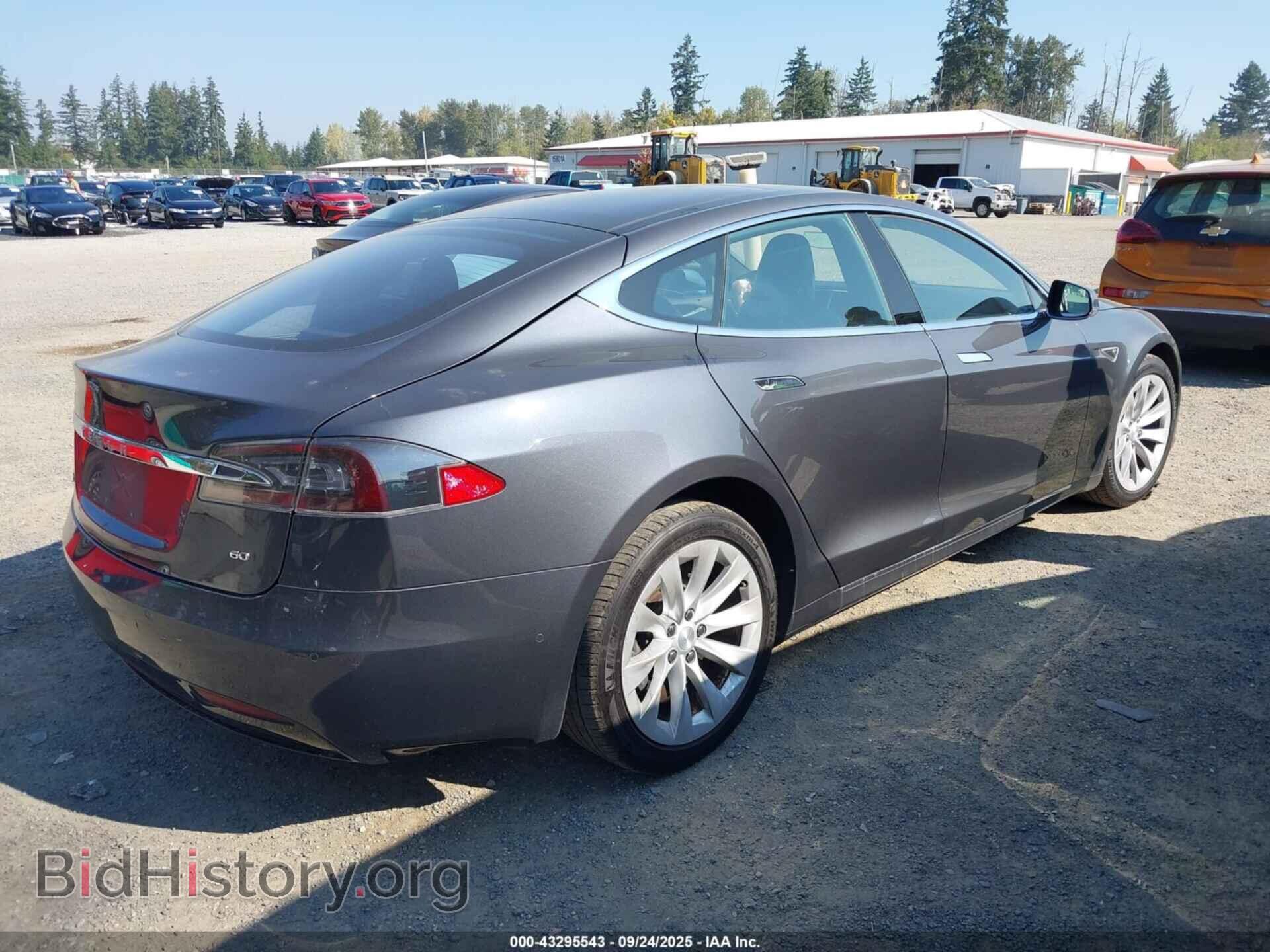 2016 TESLA MODEL S - VIN: 5YJSA1E19GF151606 - Photo 4