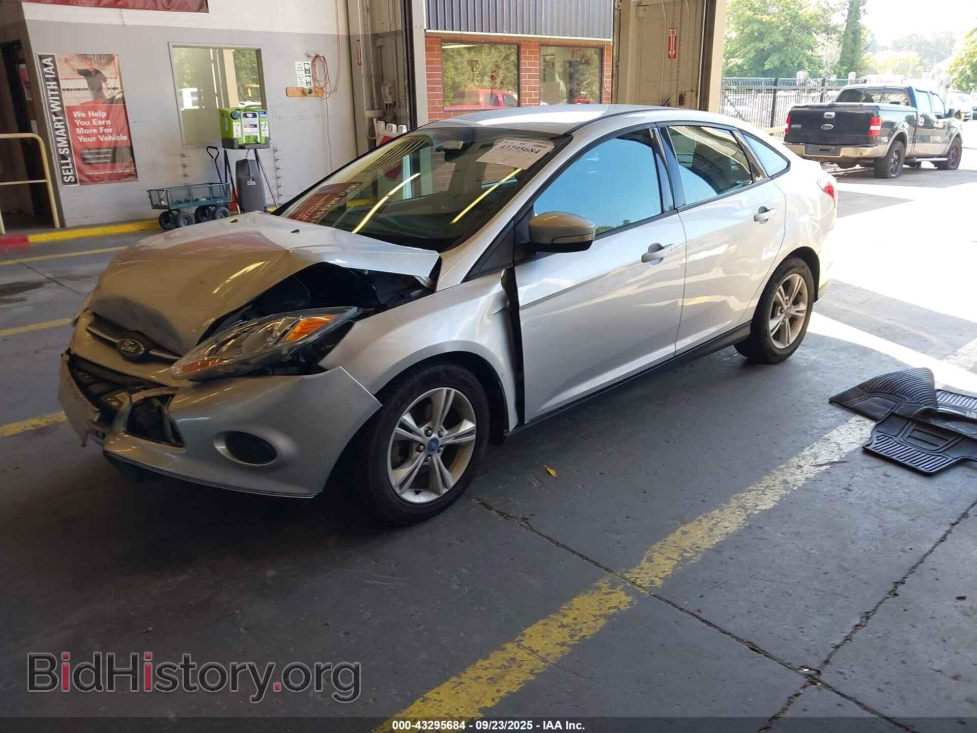 2013 FORD FOCUS - VIN: 1FADP3F24DL196395 - Фото 2