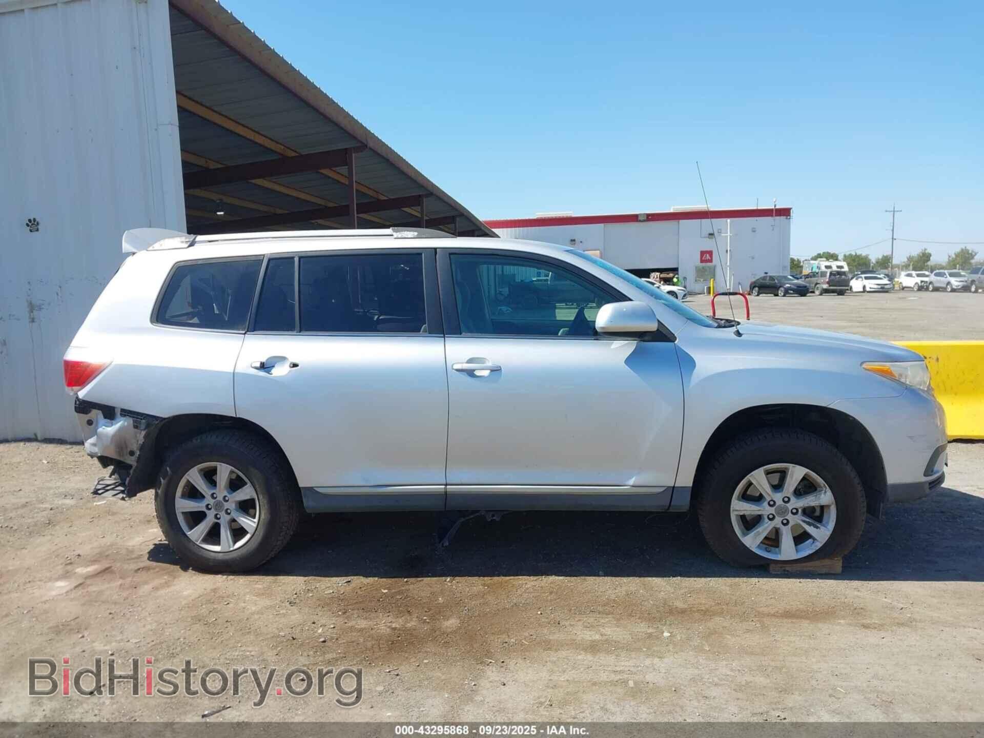 2011 TOYOTA HIGHLANDER - VIN: 5TDZK3EH2BS037357 - Фото 13