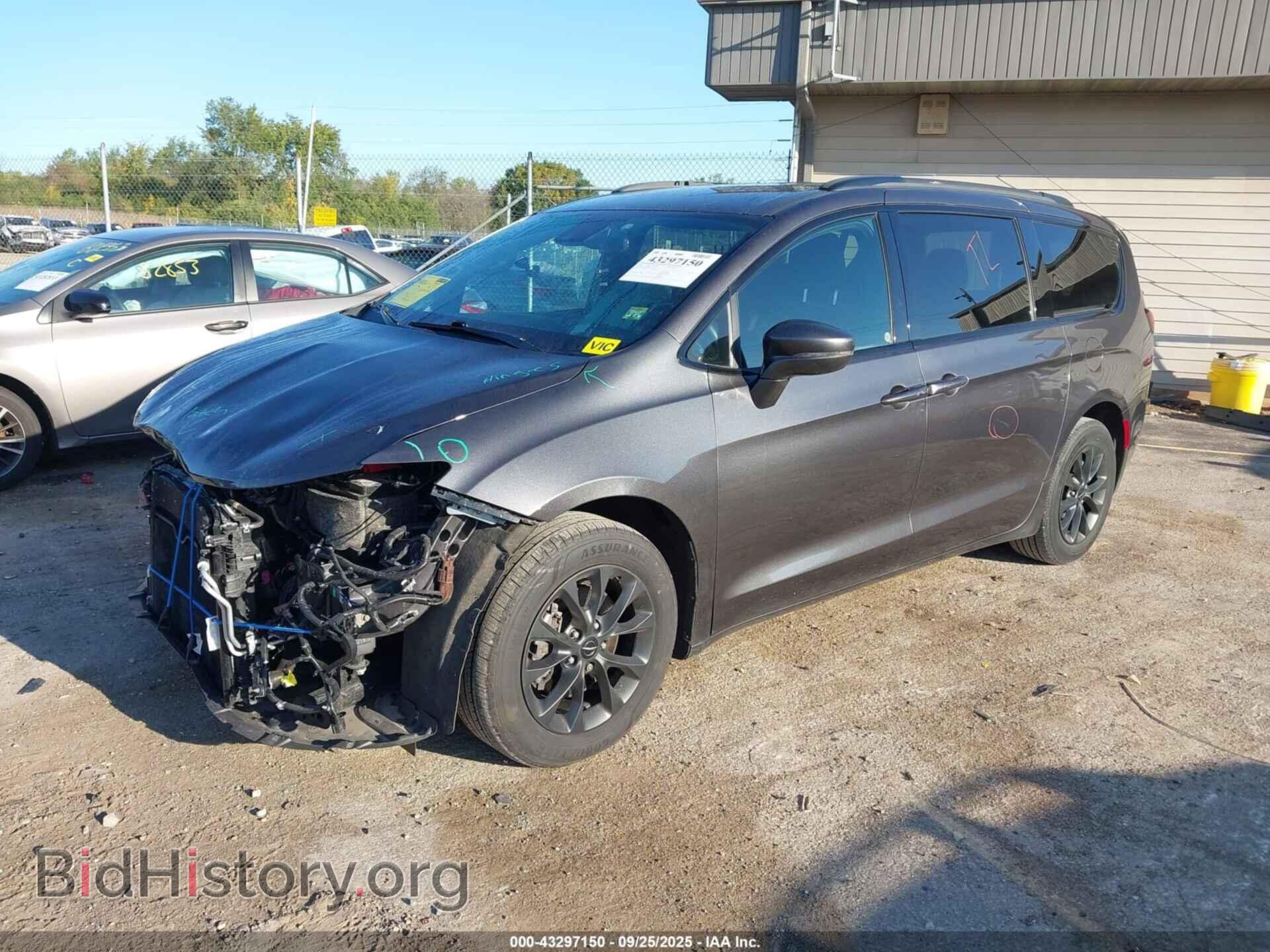 2021 CHRYSLER PACIFICA - VIN: 2C4RC1FG6MR561436 - Фото 2