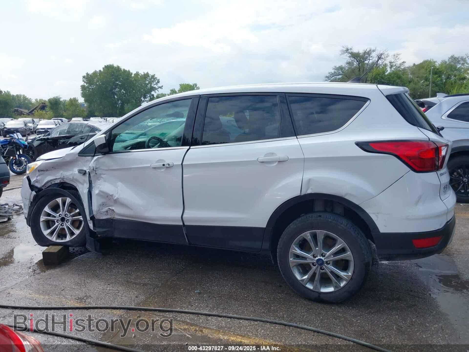 2019 FORD ESCAPE - VIN: 1FMCU0GD2KUB10761 - Фото 13