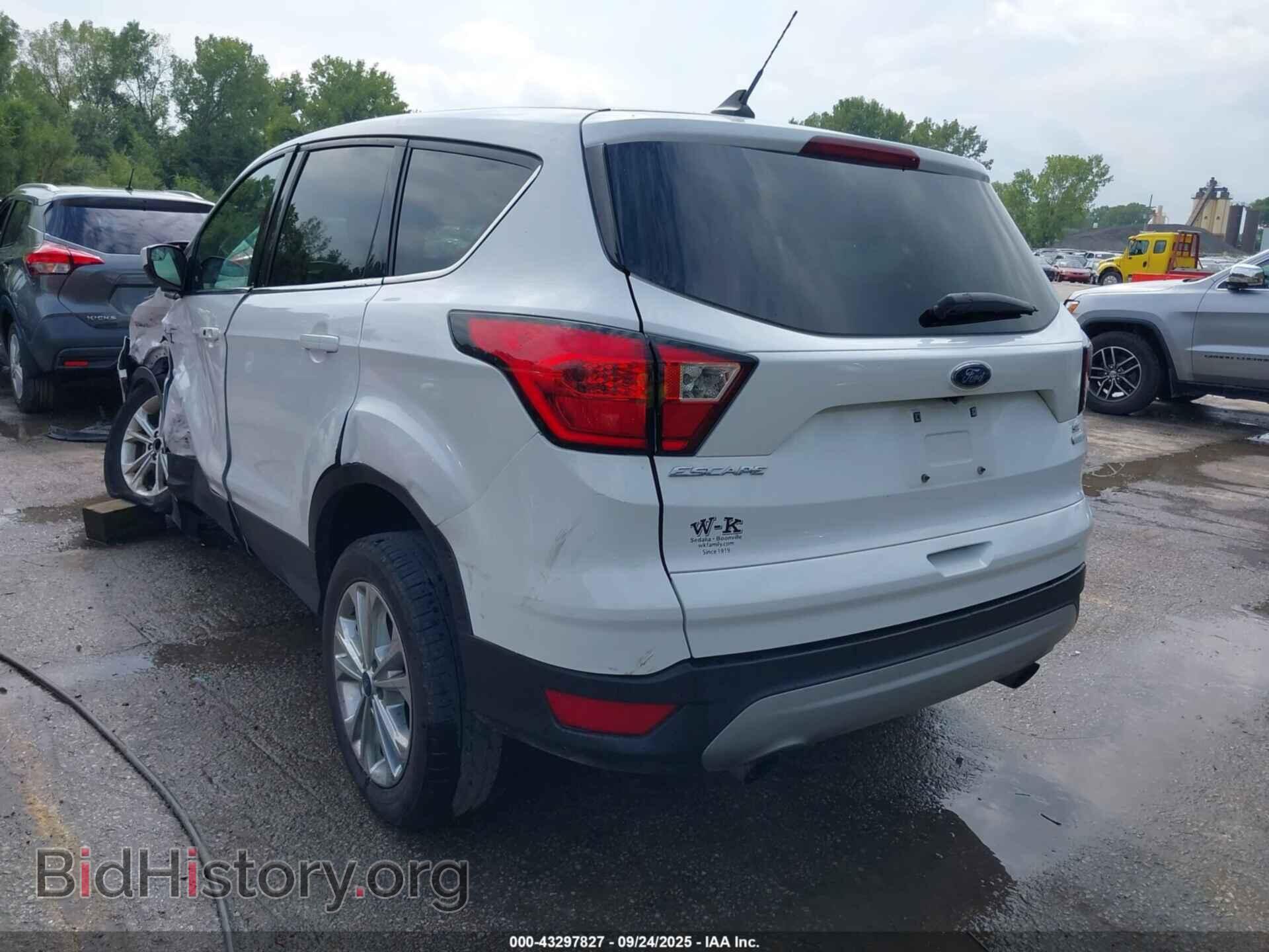 2019 FORD ESCAPE - VIN: 1FMCU0GD2KUB10761 - Фото 3