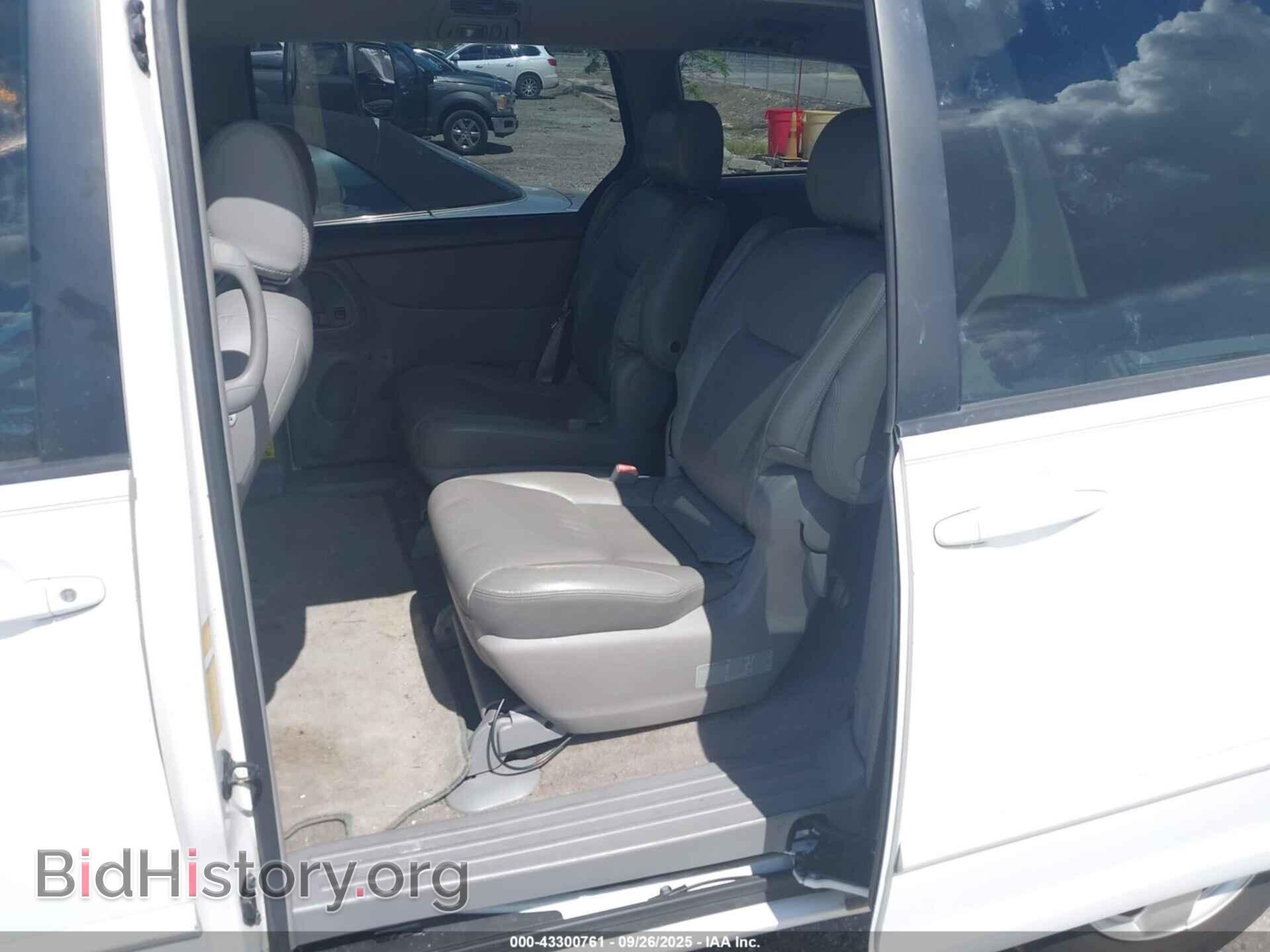 2008 TOYOTA SIENNA - VIN: 5TDZK23C98S217543 - Фото 8