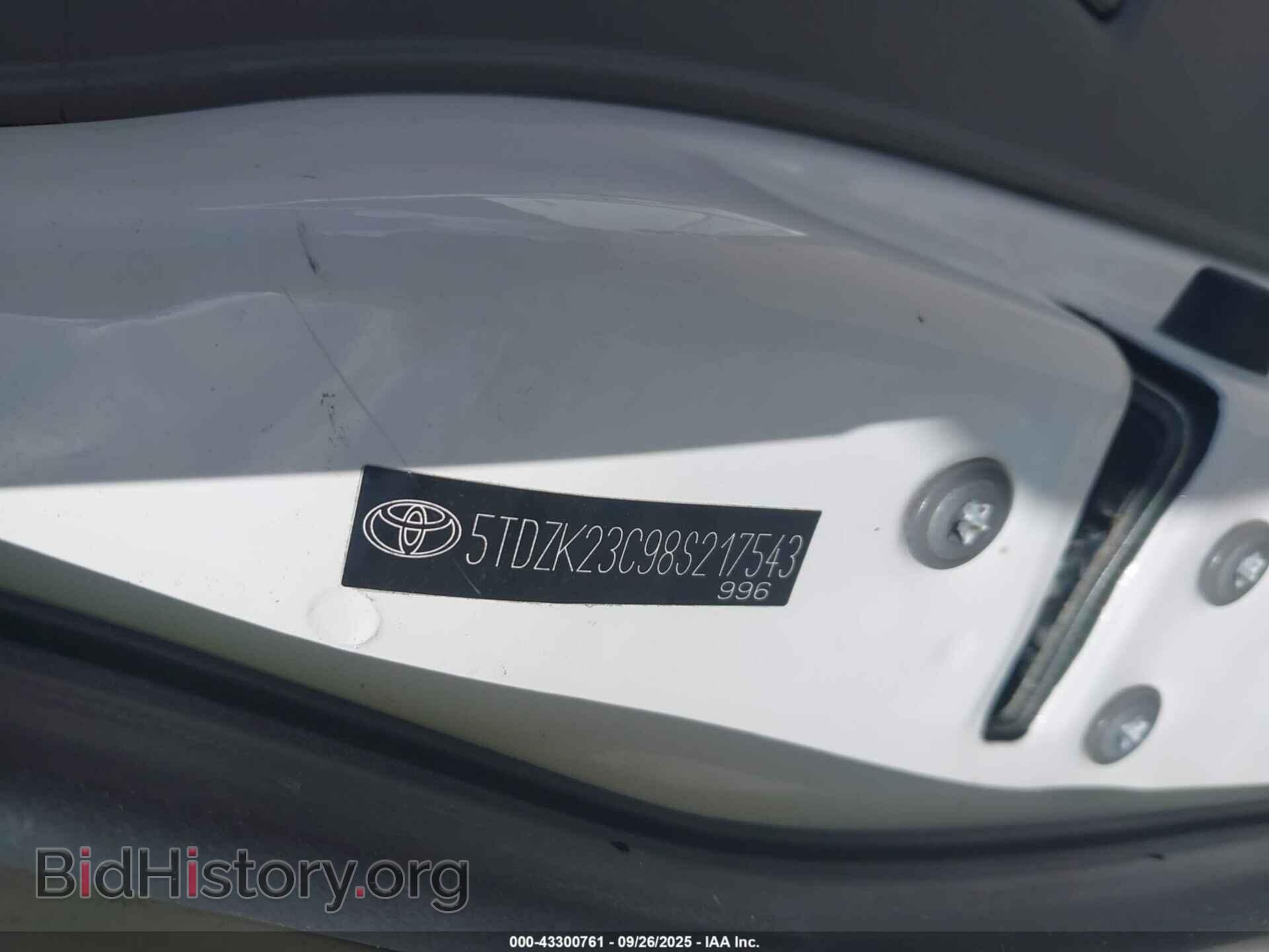 2008 TOYOTA SIENNA - VIN: 5TDZK23C98S217543 - Фото 9