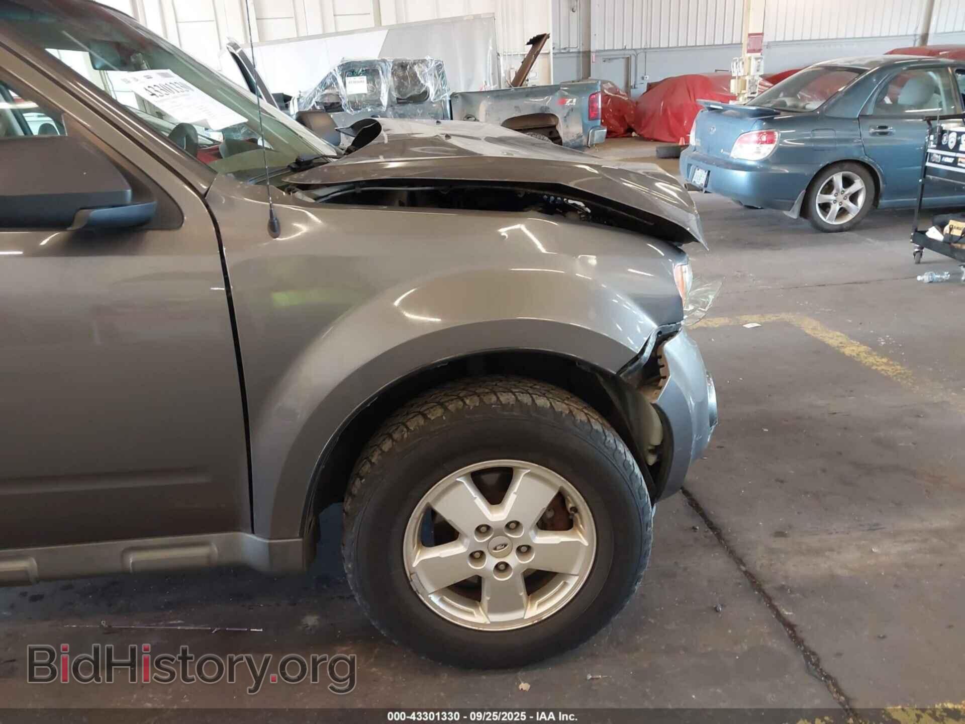 2011 FORD ESCAPE - VIN: 1FMCU9D70BKA87785 - Фото 6