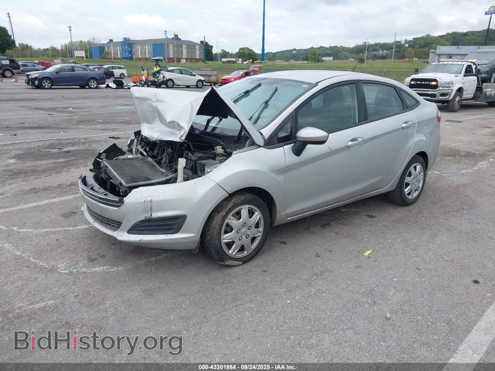 2015 FORD FIESTA - VIN: 3FADP4AJ2FM179357 - Фото 2