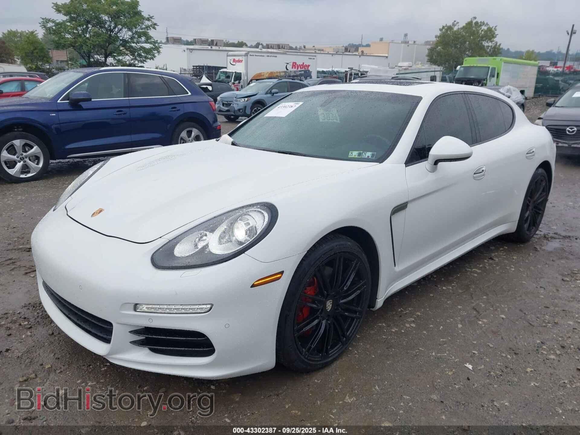 2016 PORSCHE PANAMERA - VIN: WP0AA2A78GL005447 - Фото 2