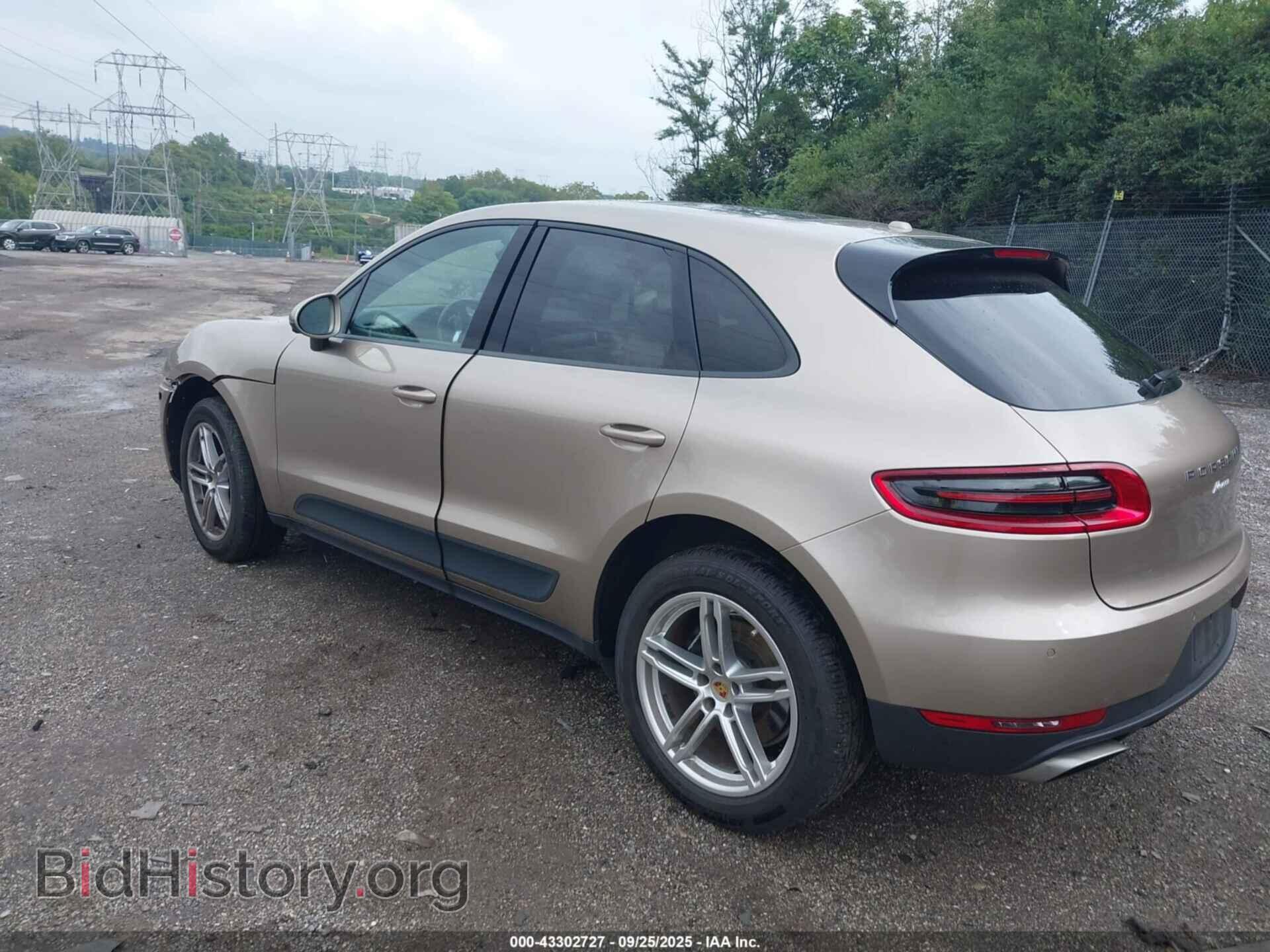2018 PORSCHE MACAN - VIN: WP1AA2A50JLB11220 - Photo 3