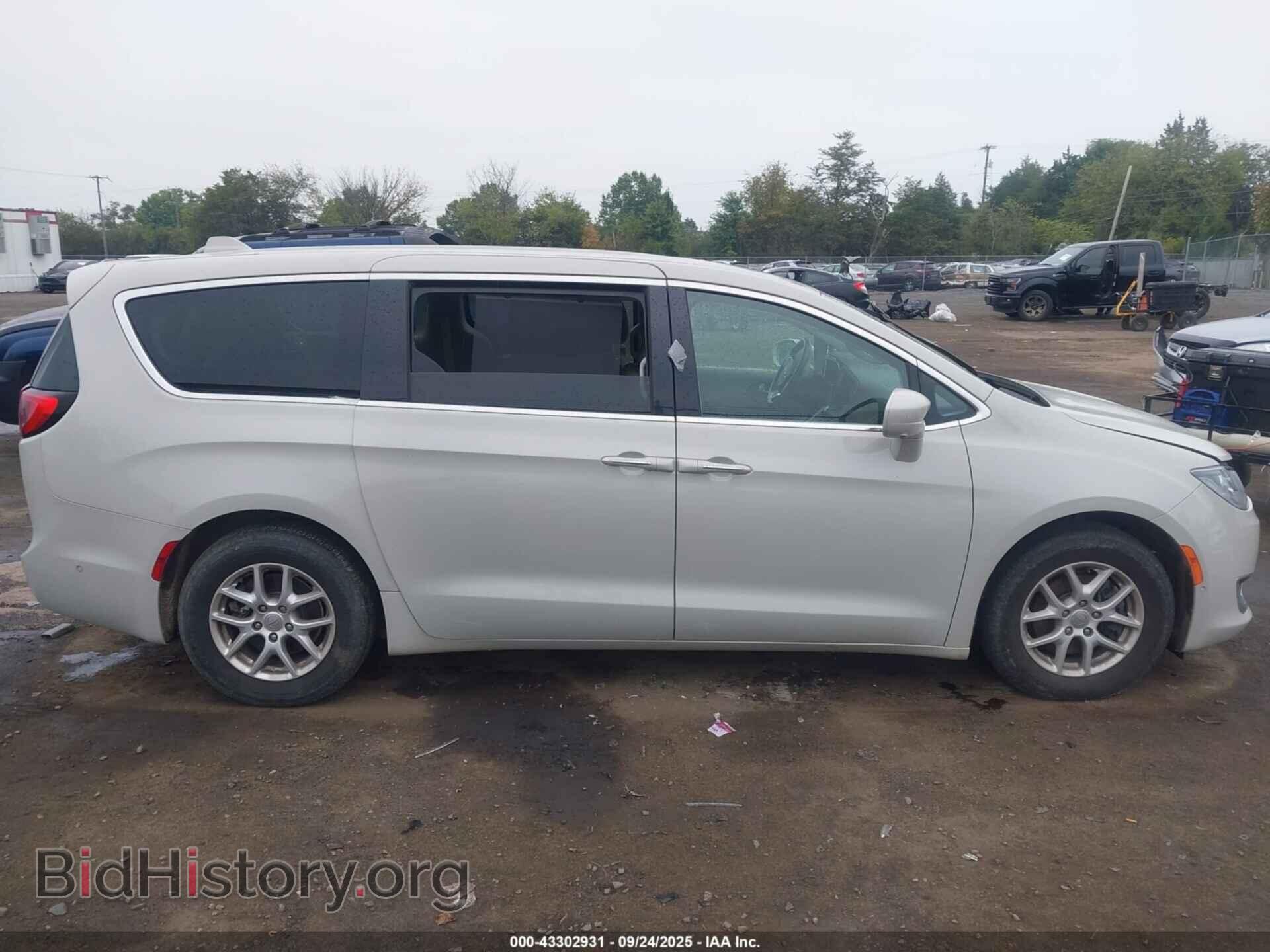 2020 CHRYSLER PACIFICA - VIN: 2C4RC1FG4LR192171 - Фото 13