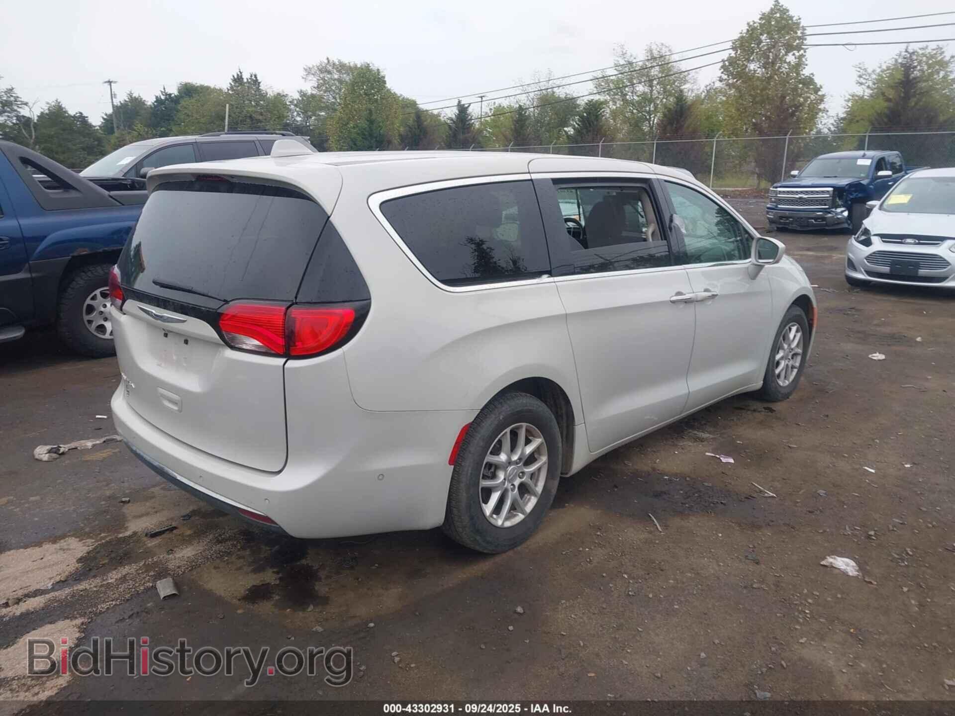 2020 CHRYSLER PACIFICA - VIN: 2C4RC1FG4LR192171 - Фото 4