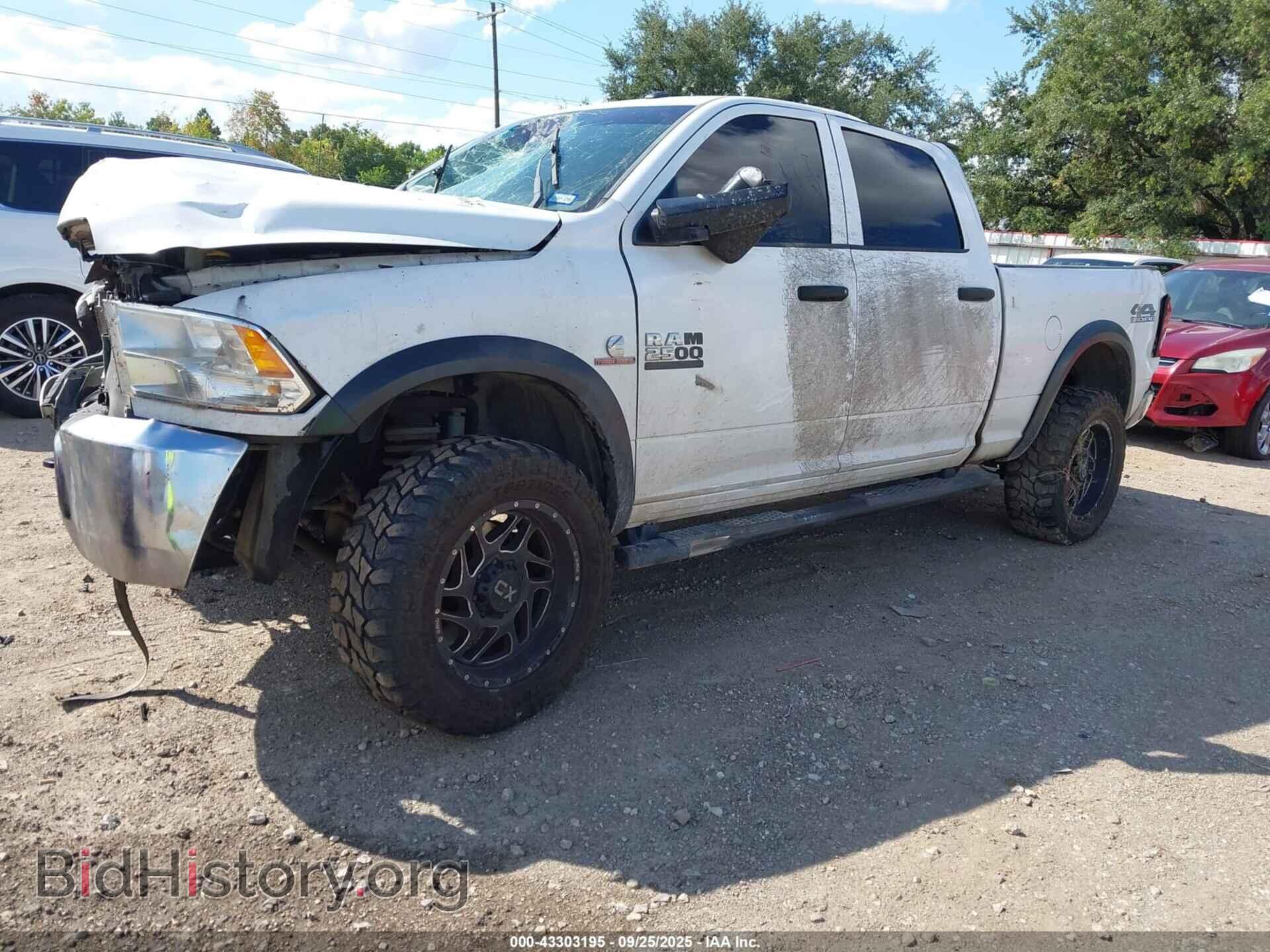 2018 RAM 2500 - VIN: 3C6UR5CL5JG184625 - Фото 2