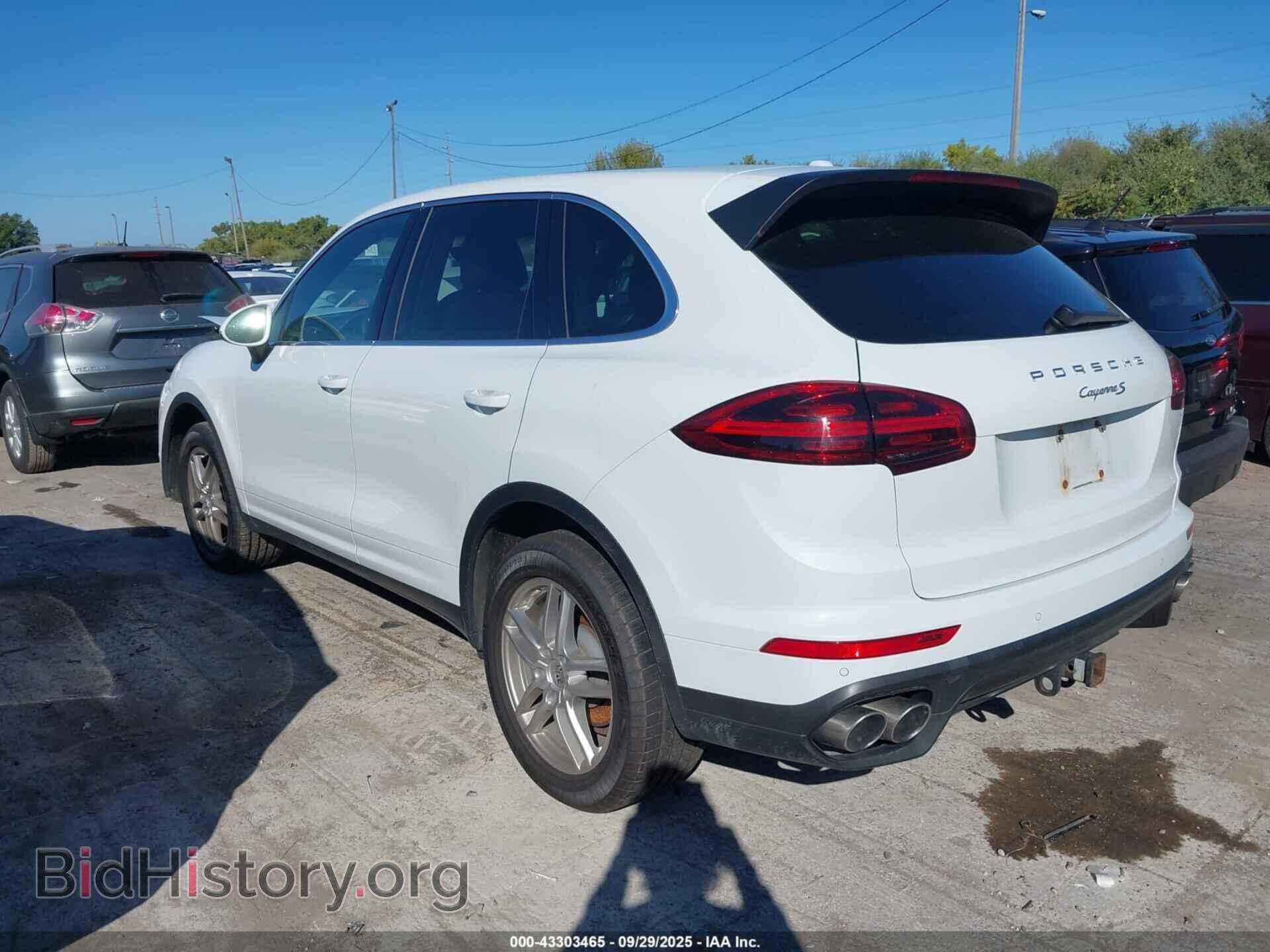 2015 PORSCHE CAYENNE - VIN: WP1AB2A22FLA56943 - Photo 3