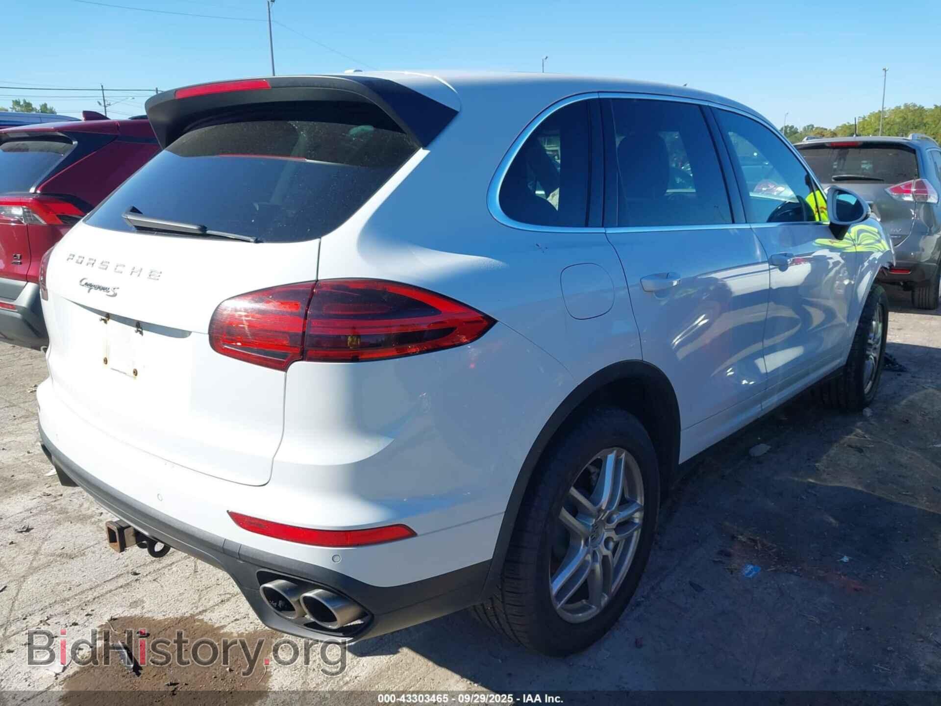 2015 PORSCHE CAYENNE - VIN: WP1AB2A22FLA56943 - Photo 4