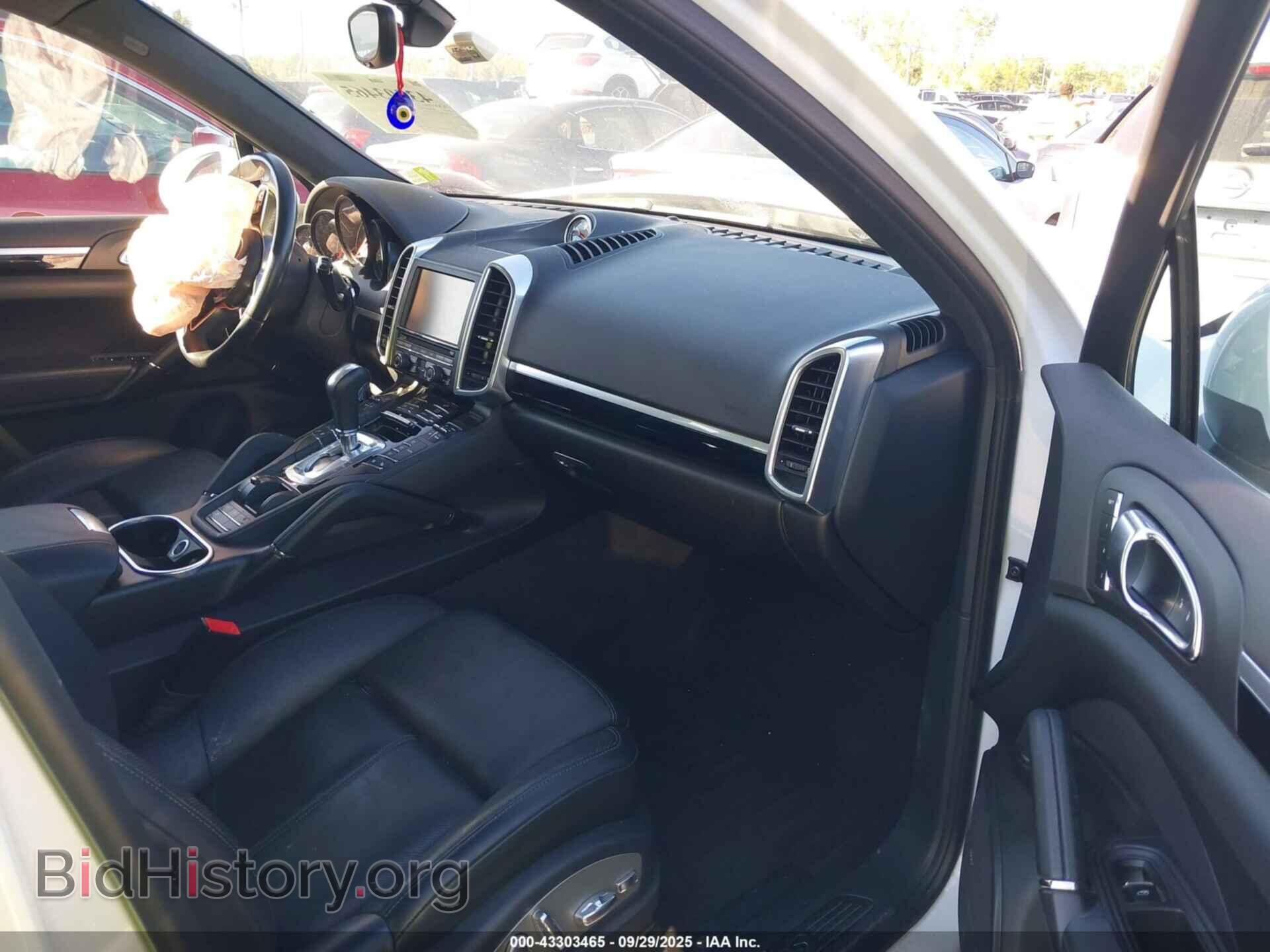 2015 PORSCHE CAYENNE - VIN: WP1AB2A22FLA56943 - Photo 5