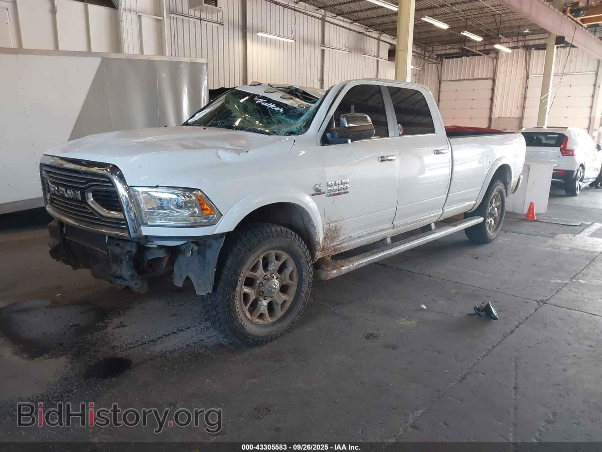 2018 RAM 3500 - VIN: 3C63R3KLXJG401393 - Фото 2