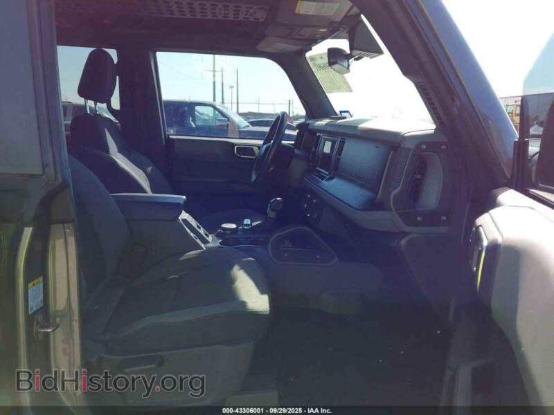 2021 Ford BRONCO (VIN 1FMEE5DPXMLB01249) — photo 5 of 17