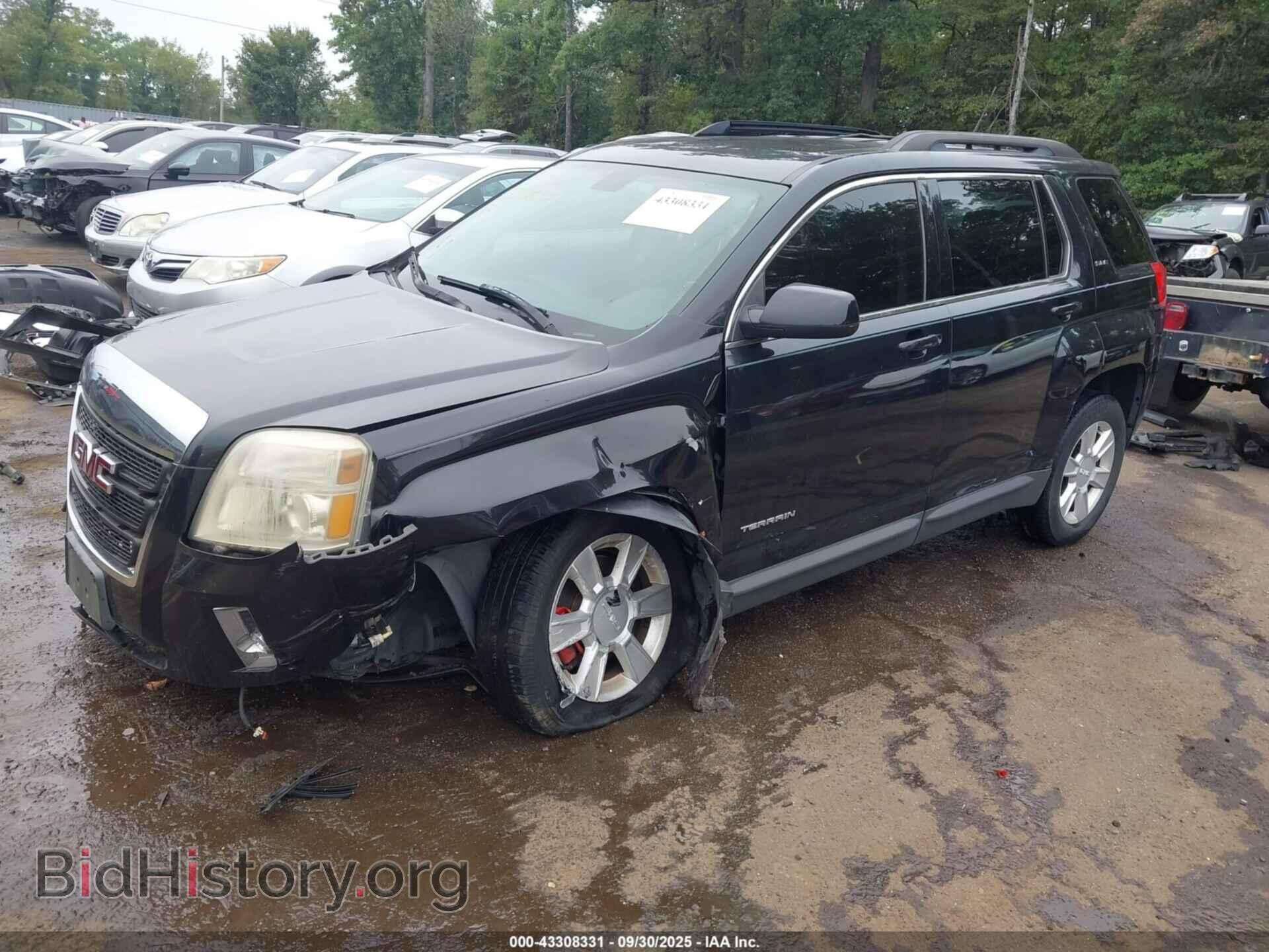 2011 GMC TERRAIN - VIN: 2CTALSEC2B6406841 - Фото 2