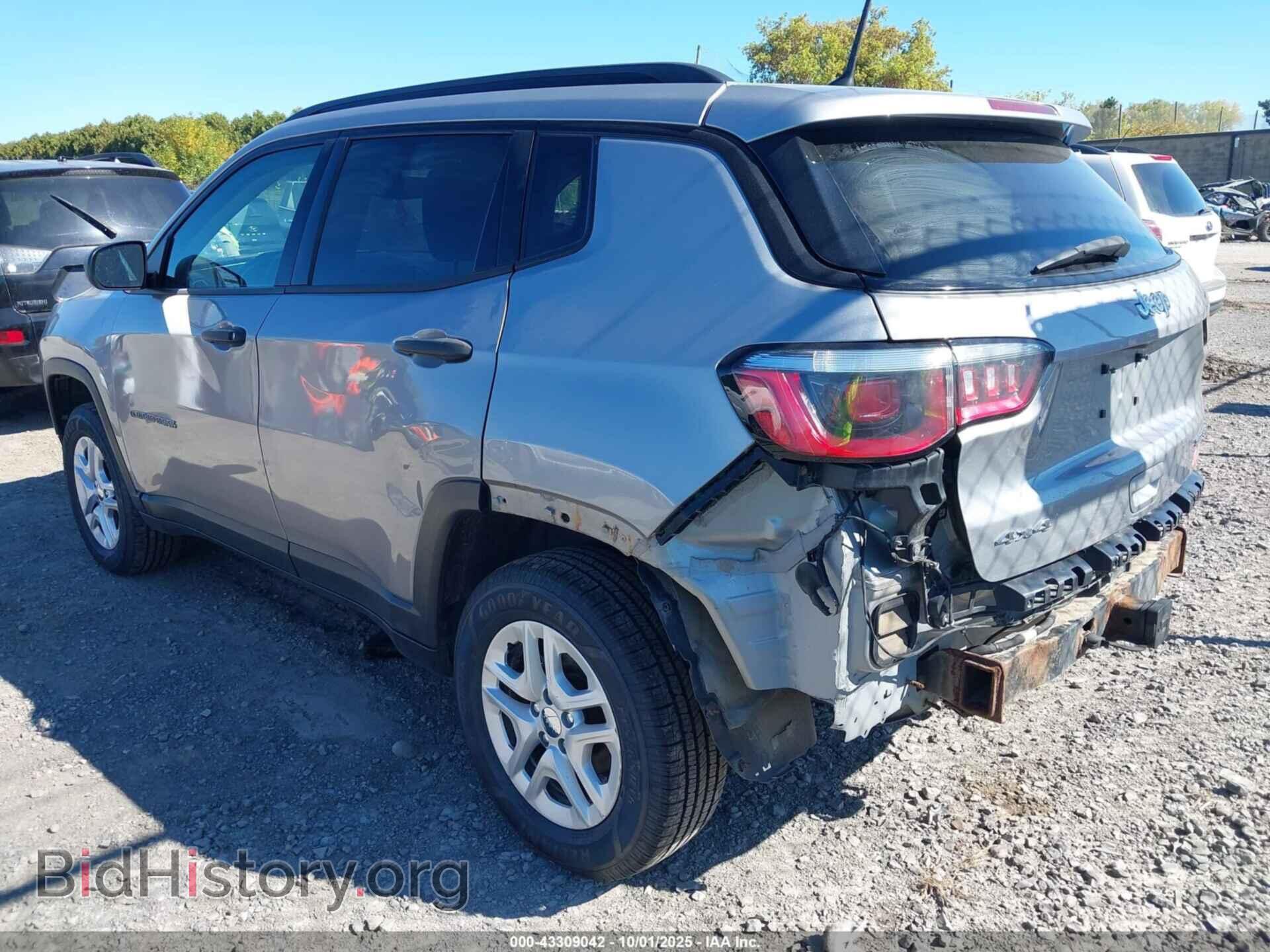 2018 JEEP COMPASS - VIN: 3C4NJDAB6JT214313 - Фото 3