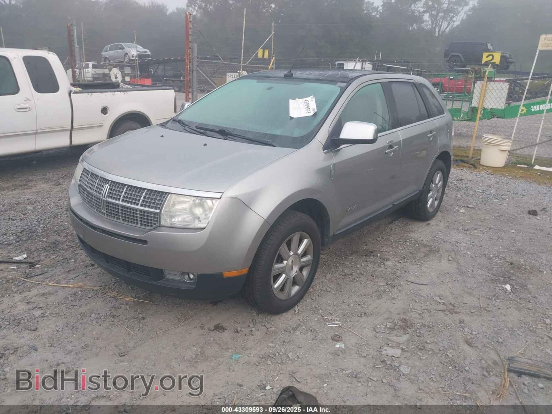 2008 LINCOLN MKX - VIN: 2LMDU68C58BJ17543 - Photo 2