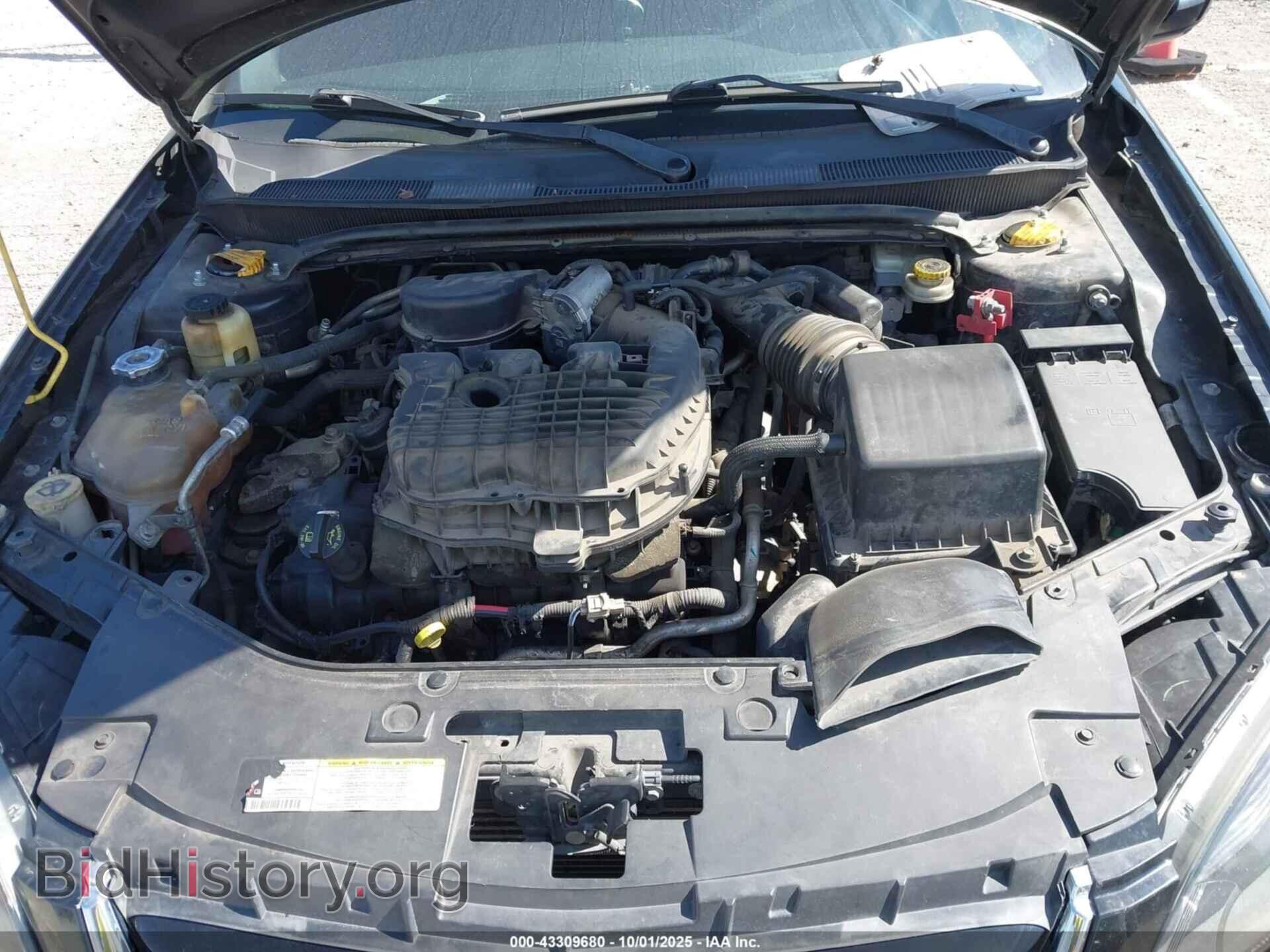 2012 CHRYSLER 200 - VIN: 1C3CCBBGXCN301509 - Фото 10