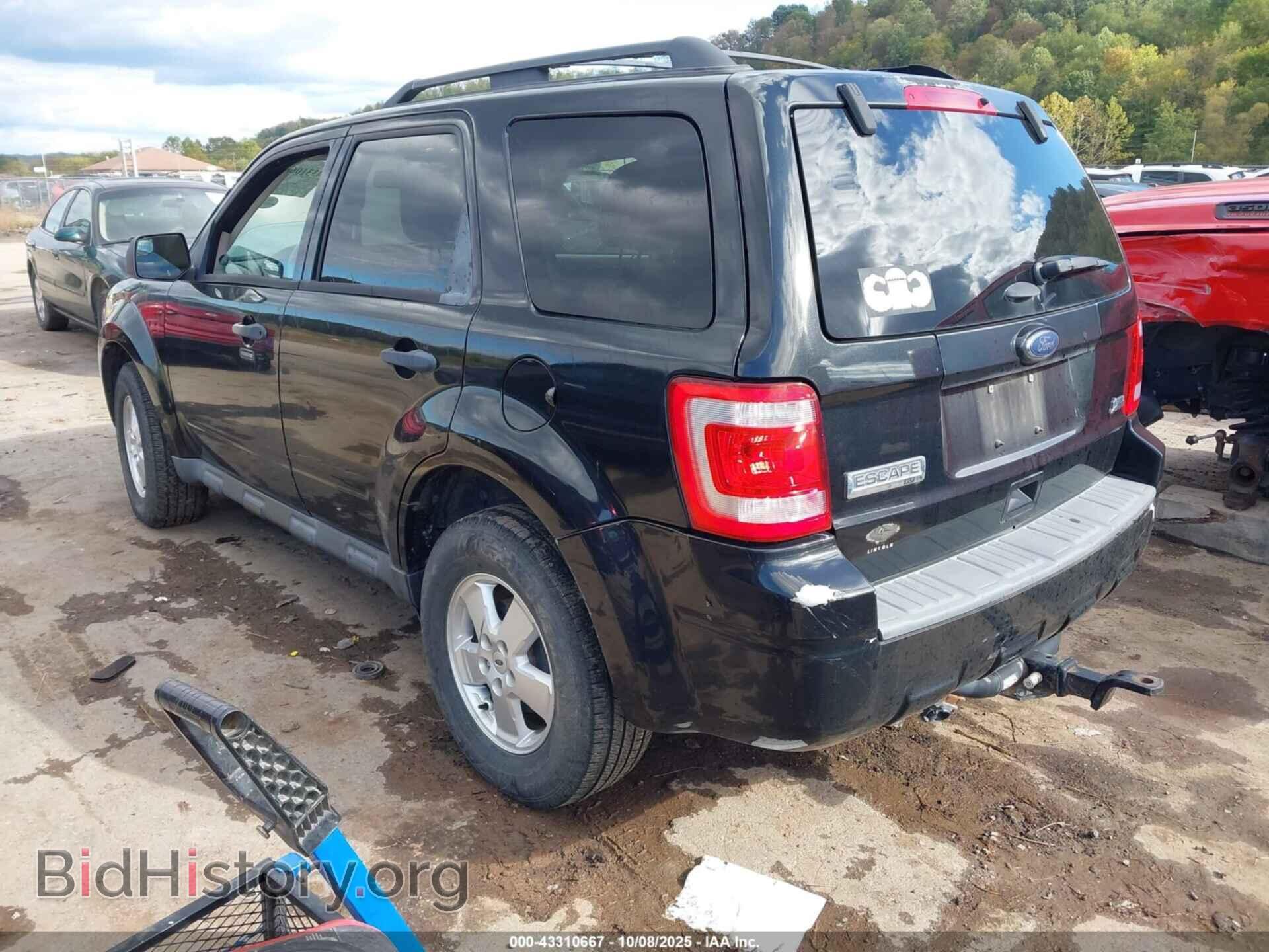 2011 FORD ESCAPE - VIN: 1FMCU0DG8BKC21583 - Фото 3