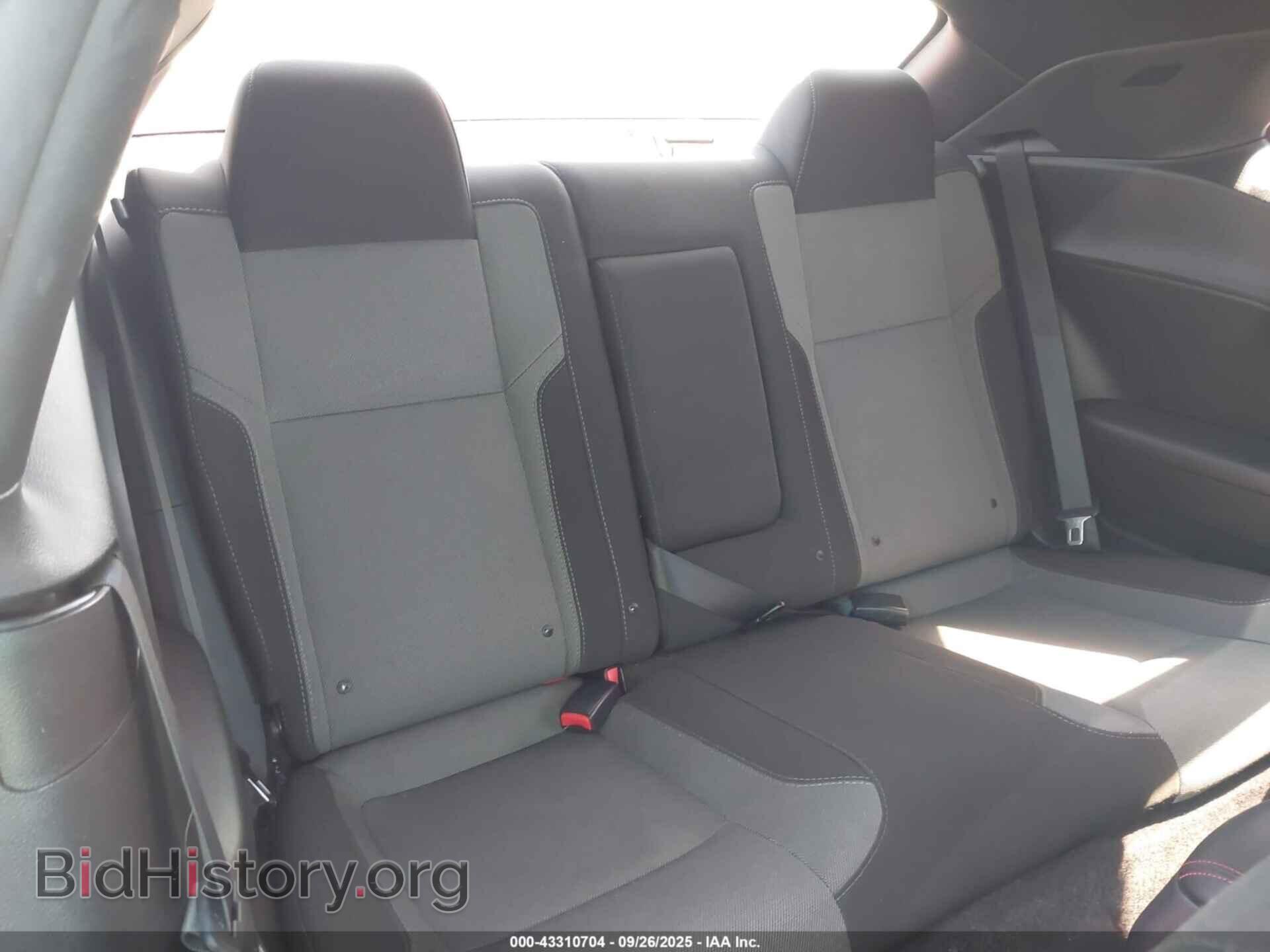 2016 DODGE CHALLENGER - VIN: 2C3CDZAG6GH137763 - Фото 8