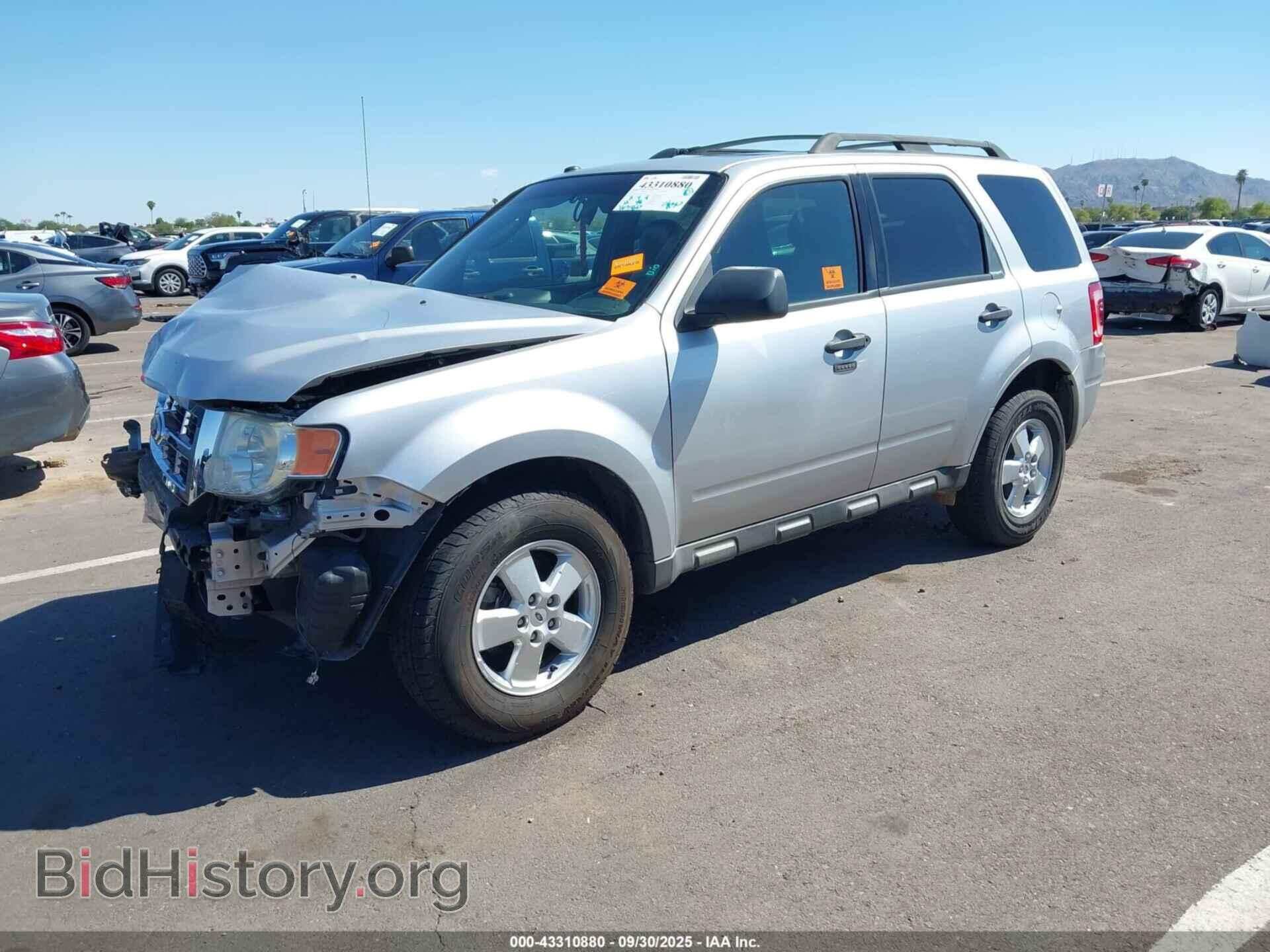 2010 FORD ESCAPE - VIN: 1FMCU0D73AKB42448 - Фото 2