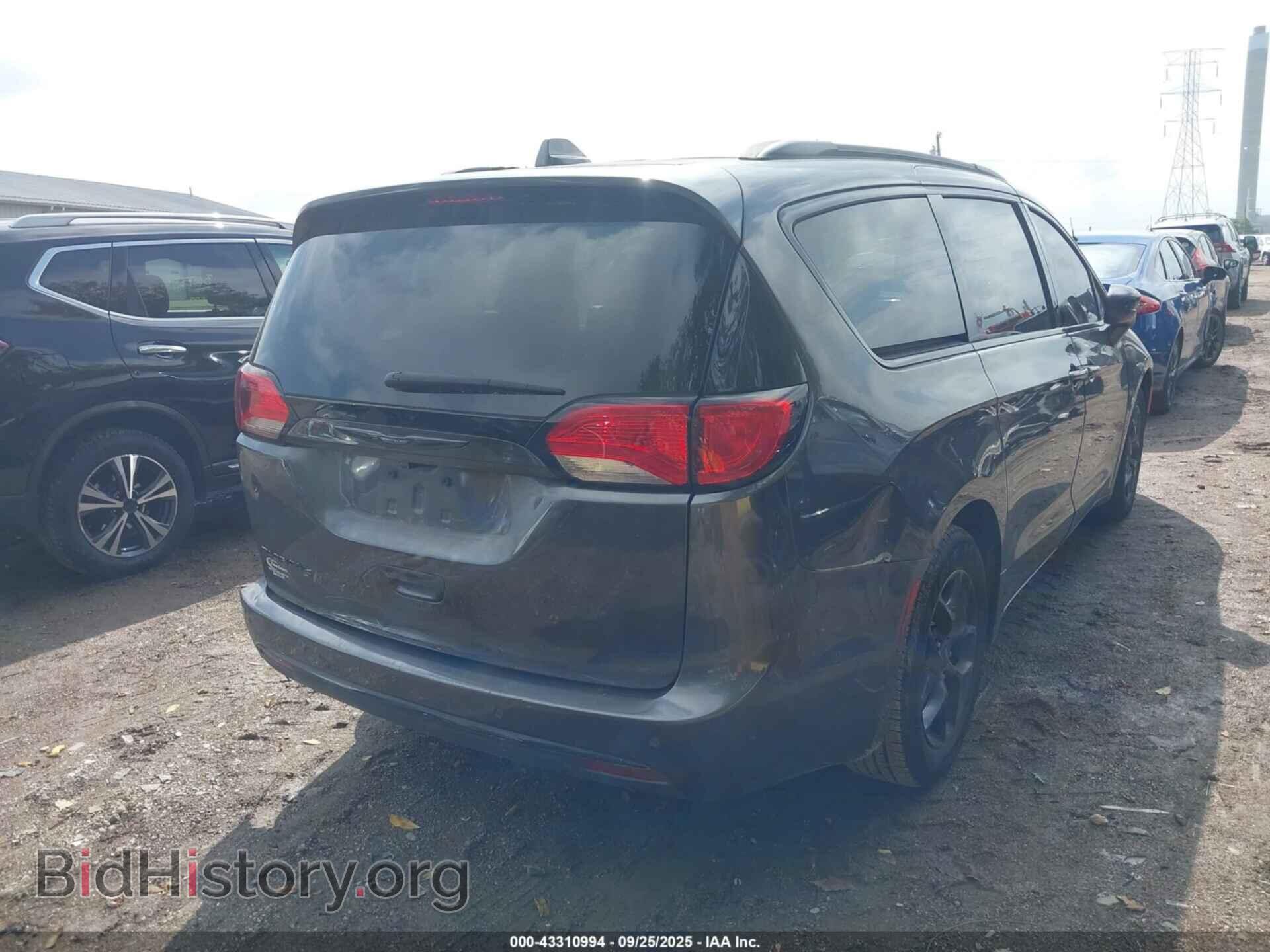 2019 CHRYSLER PACIFICA - VIN: 2C4RC1BG3KR569657 - Фото 4